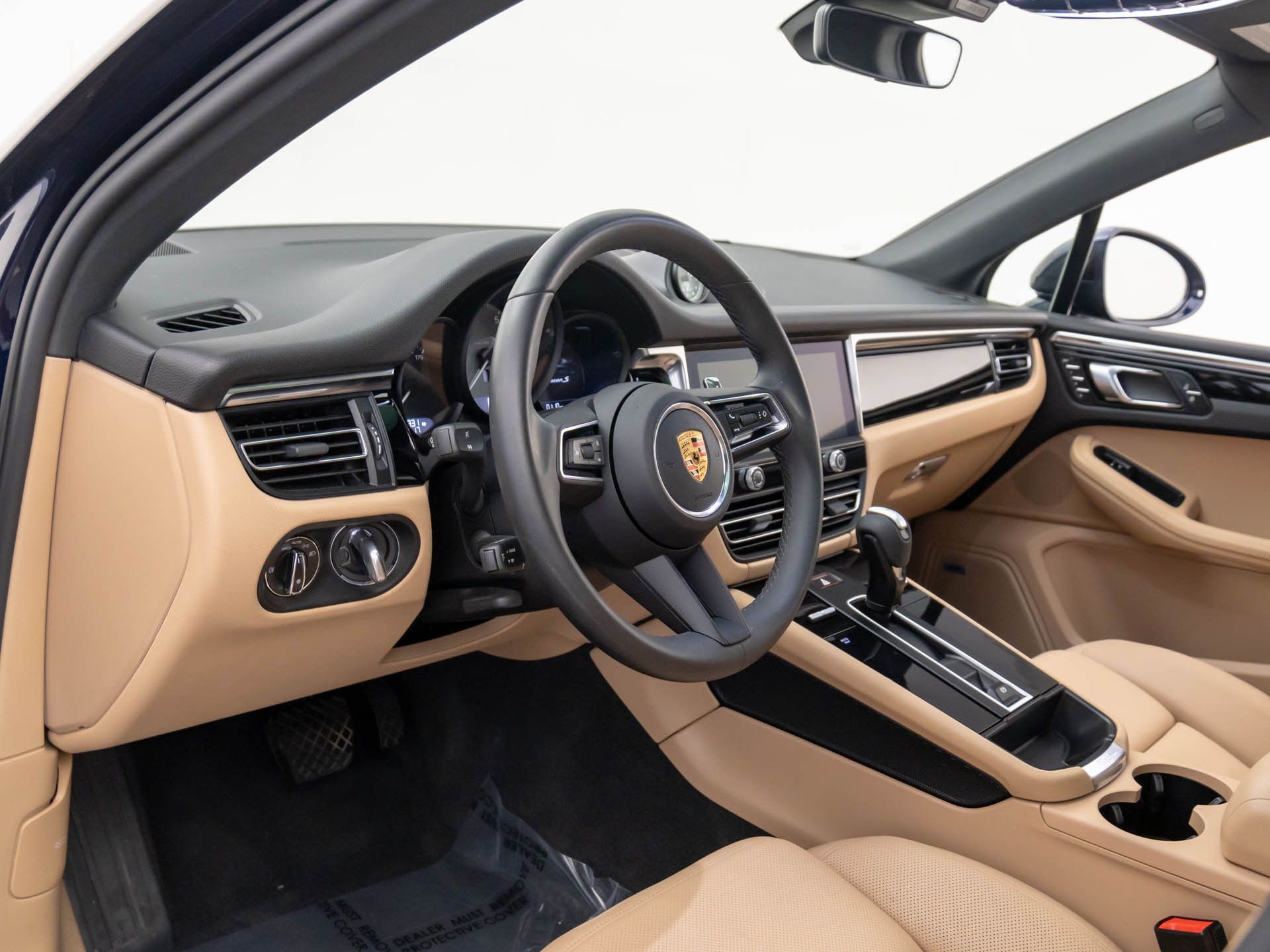 2022 Porsche Macan S photo 4