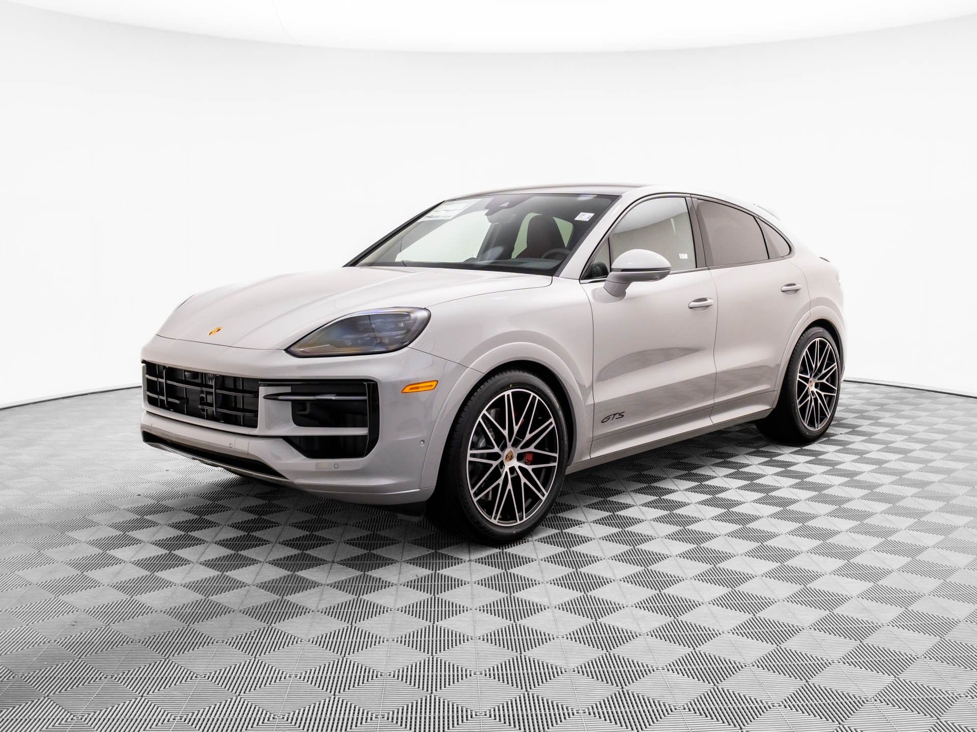 2026 Porsche Cayenne Coup GTS
