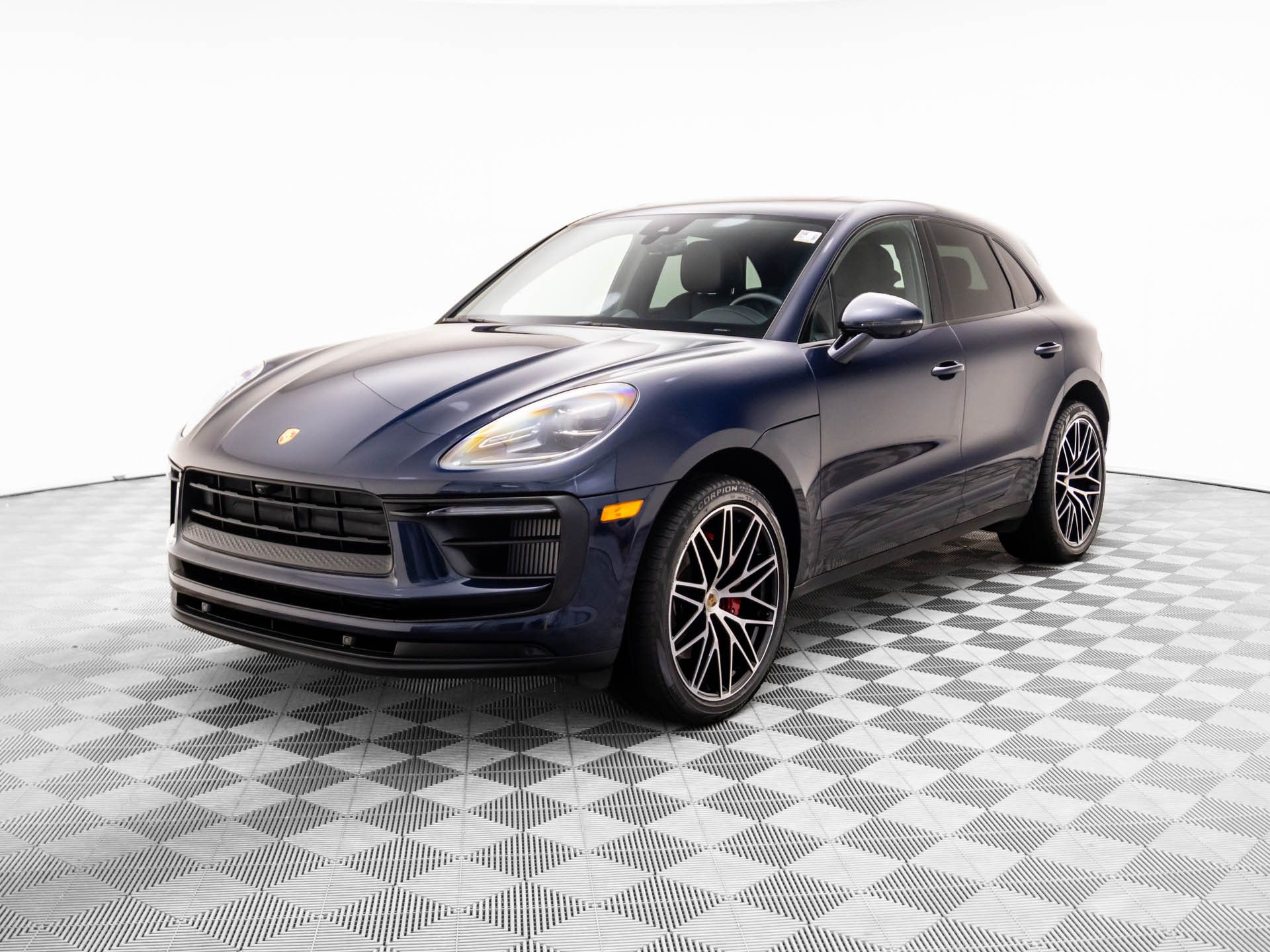2022 Porsche Macan S