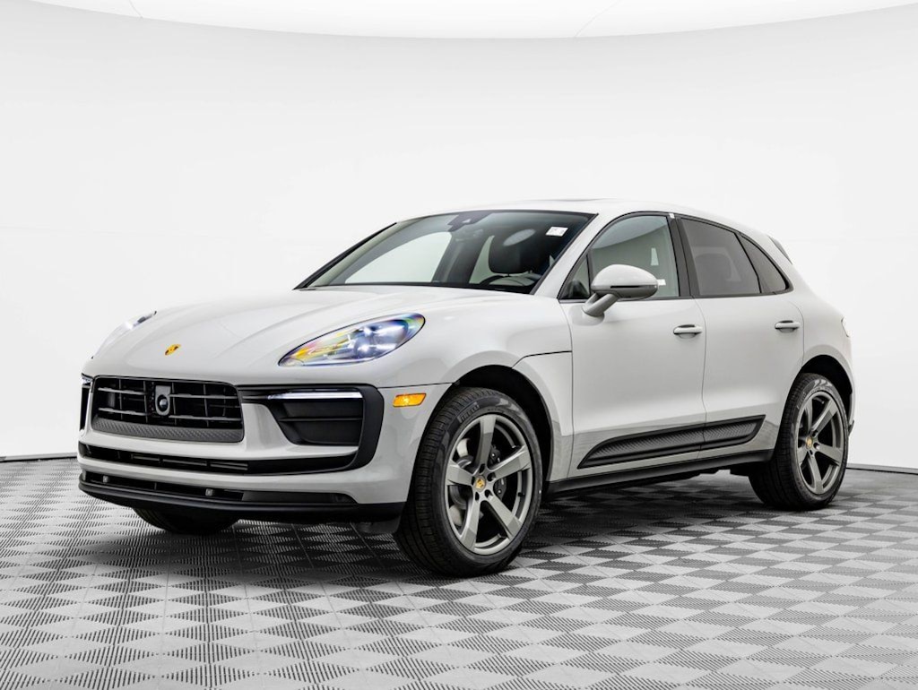 Used 2023 Porsche Macan  SUV