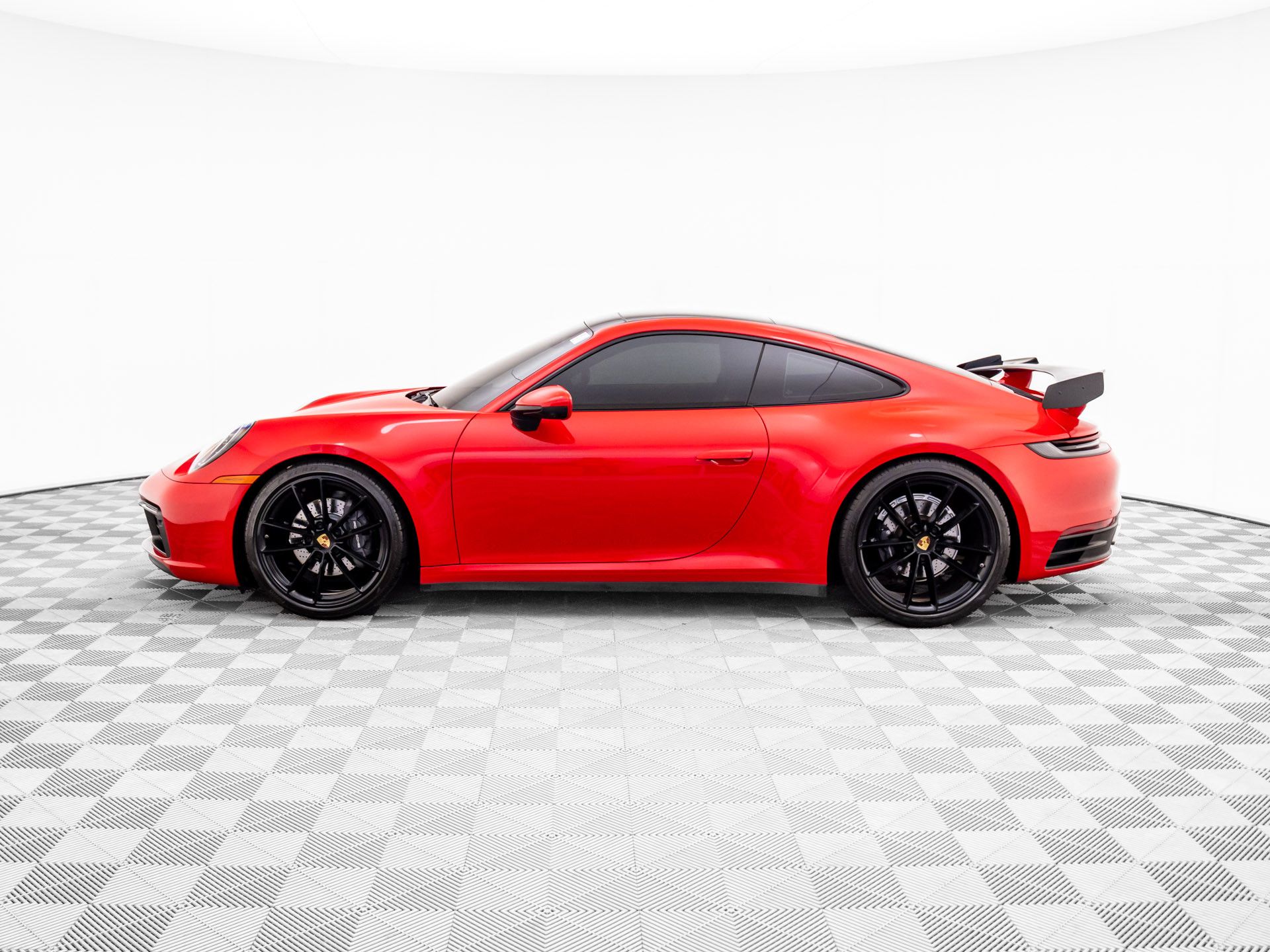 2022 Porsche 911 4 photo 2