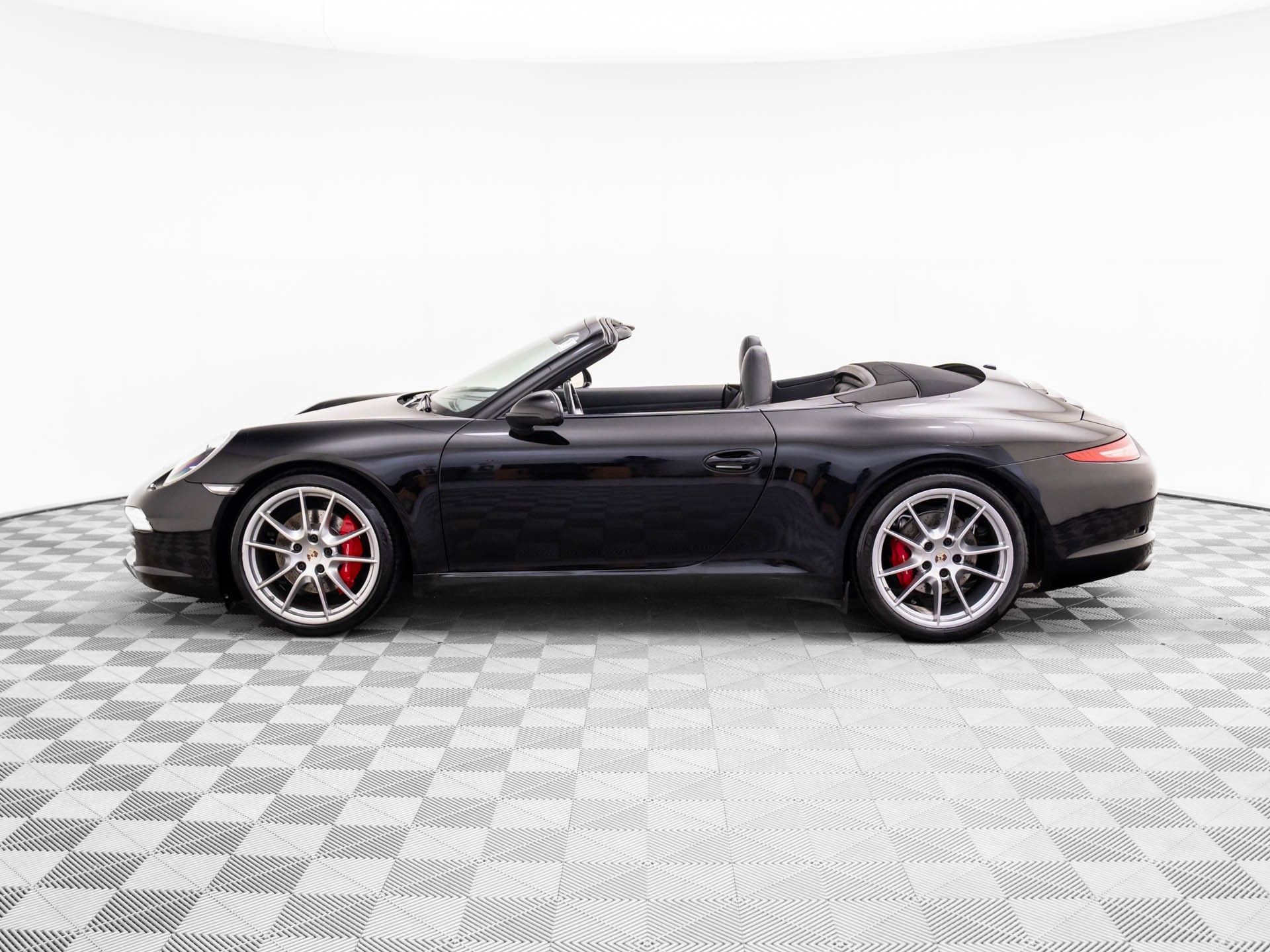 2012 Porsche 911 S photo 2