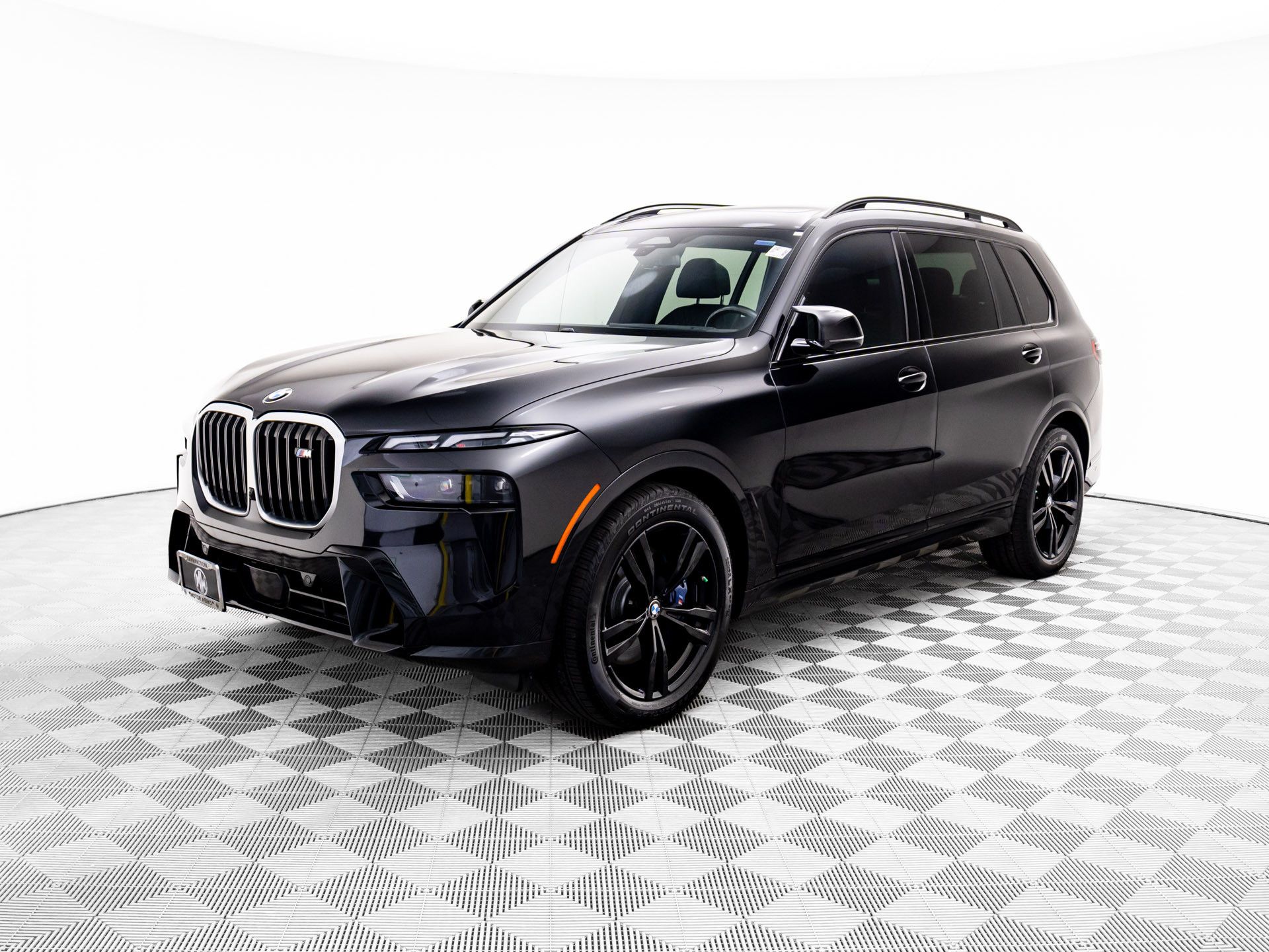 2024 BMW X7 M60i's photo