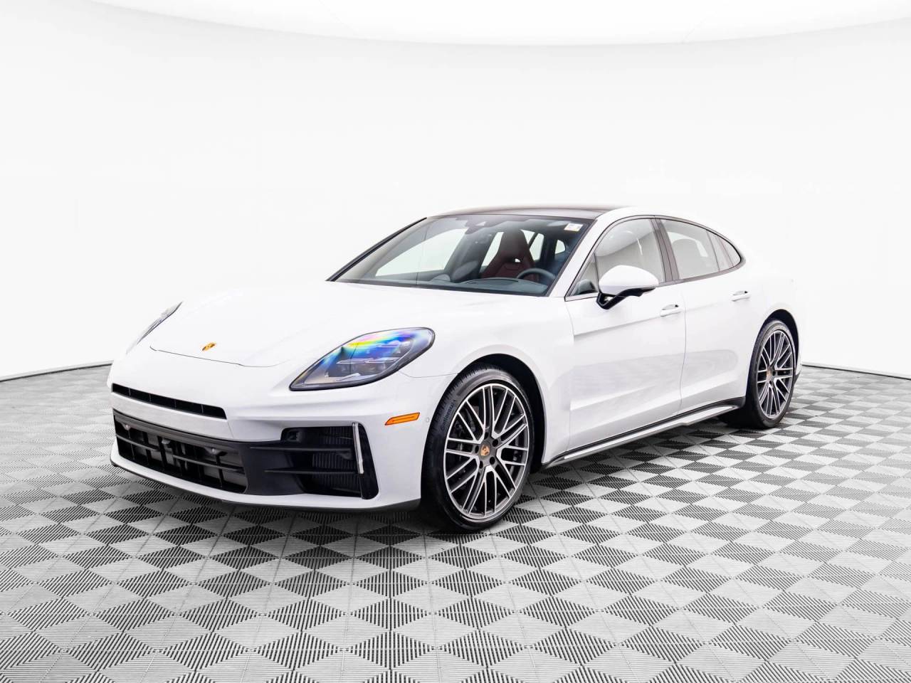 2025 Porsche Panamera Base