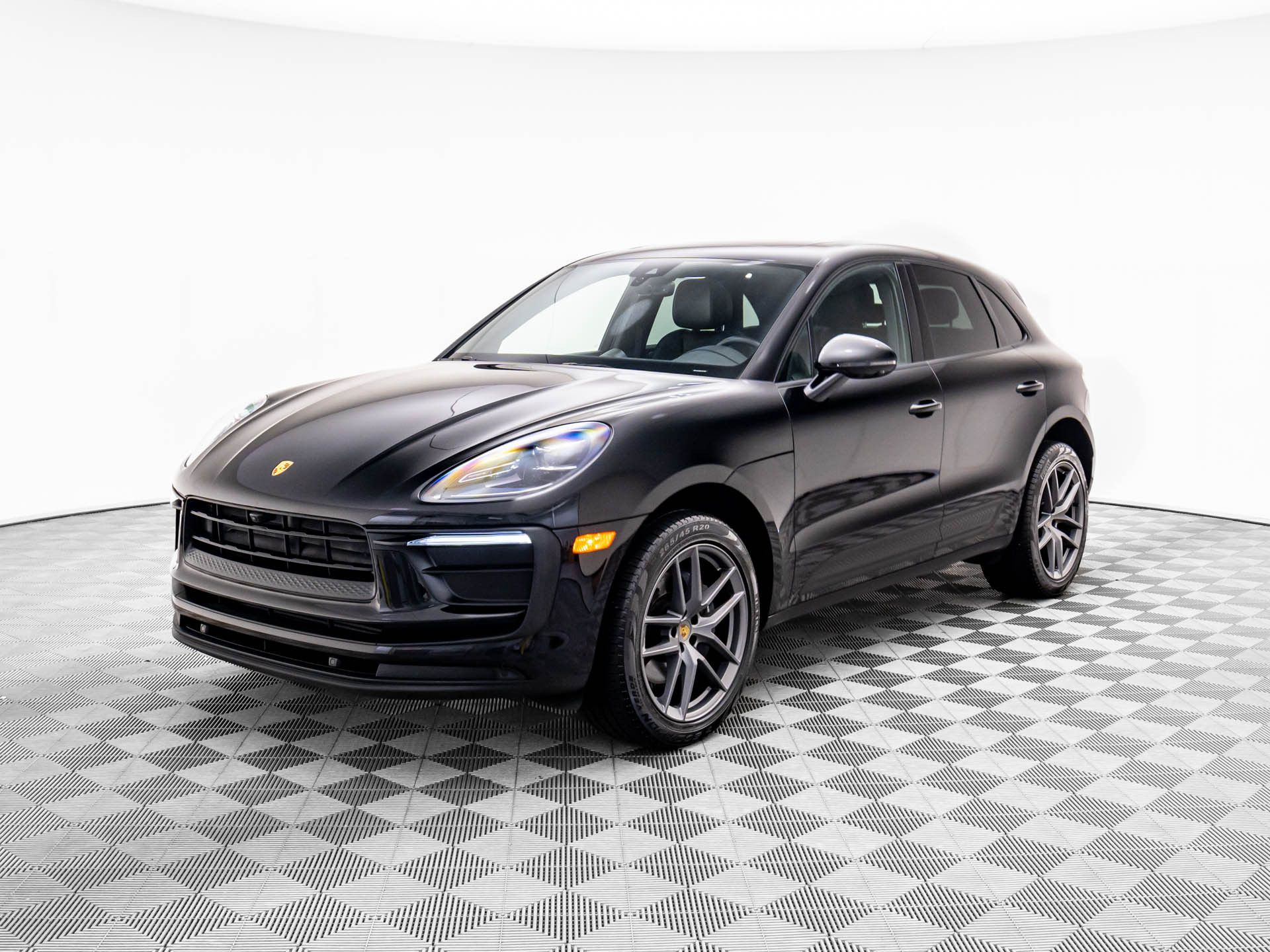 2022 Porsche Macan