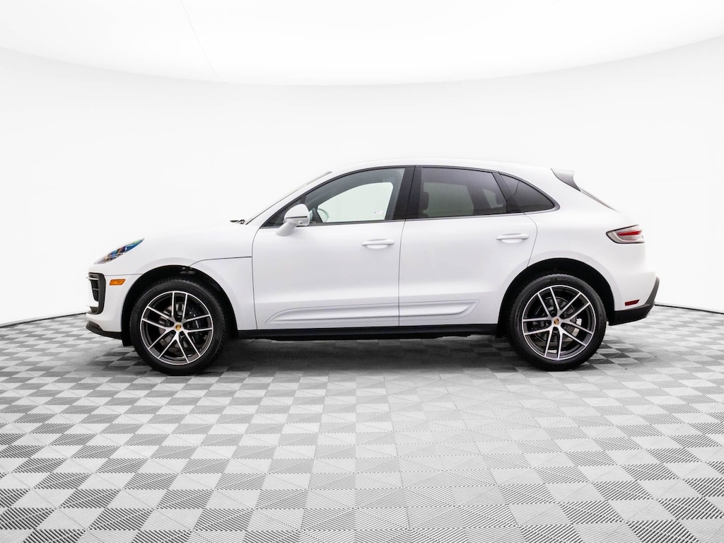 New 2026 Porsche Macan SUV