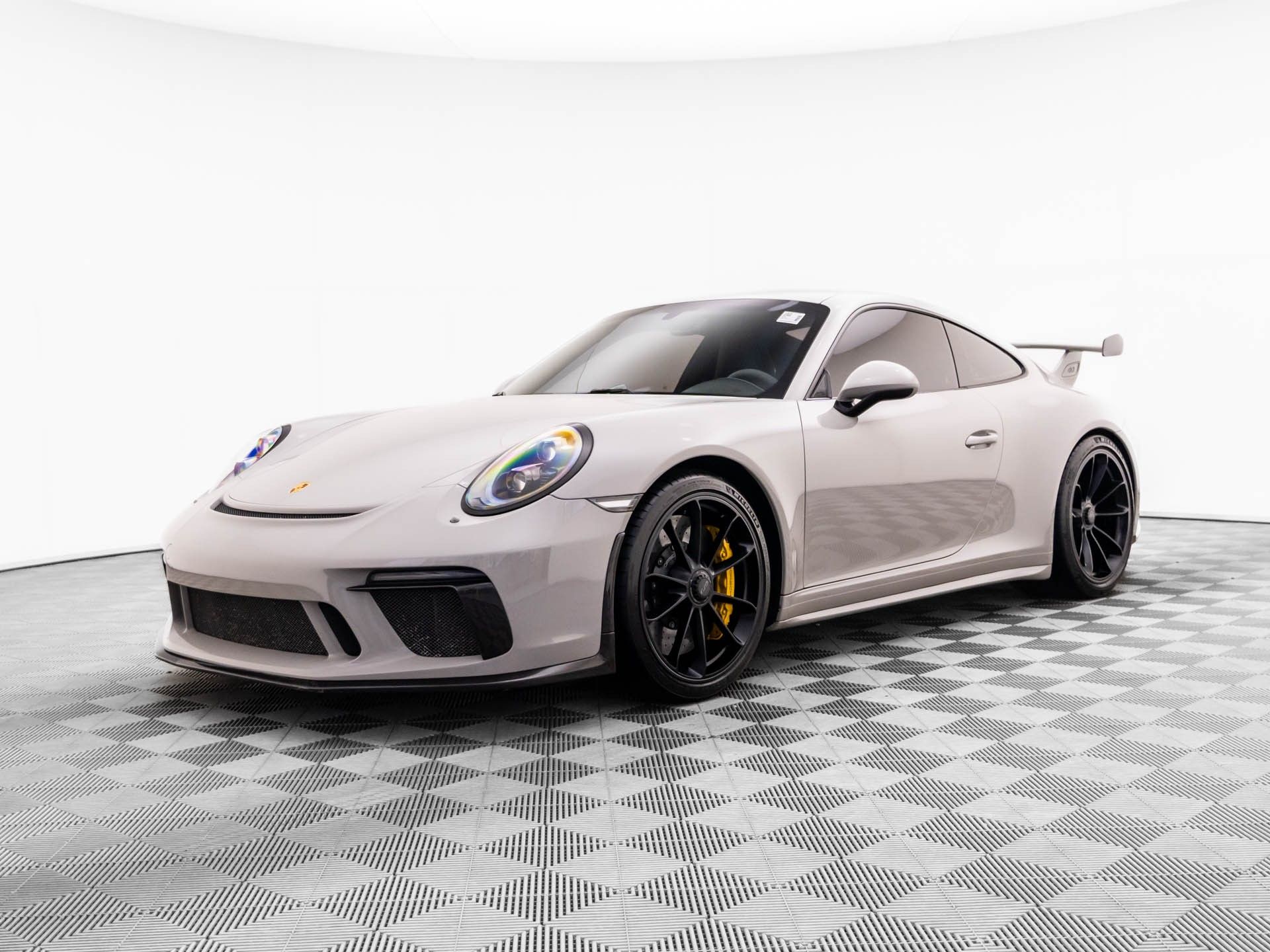 2018 Porsche 911 GT3's photo