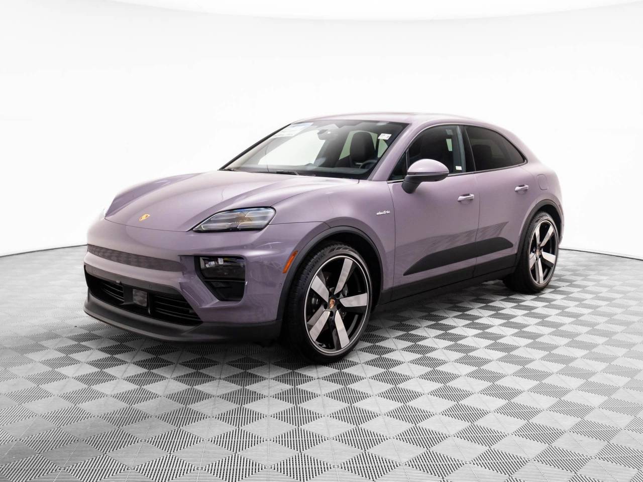 2025 Porsche Macan S