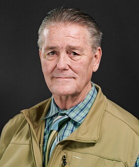 Staff member Peter Seaverns from ID_078e90cd5d29