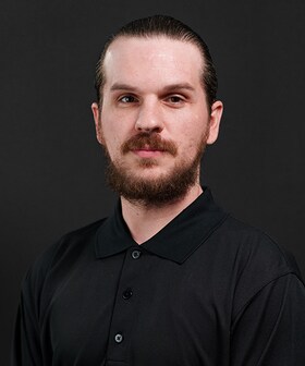 Staff member Mike Stern from ID_77b1471d6c78