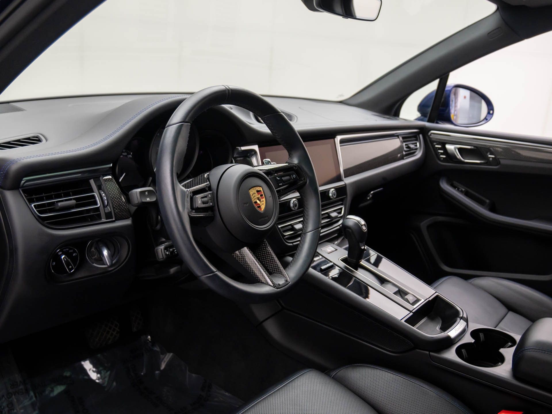 2024 Porsche Macan S photo 4