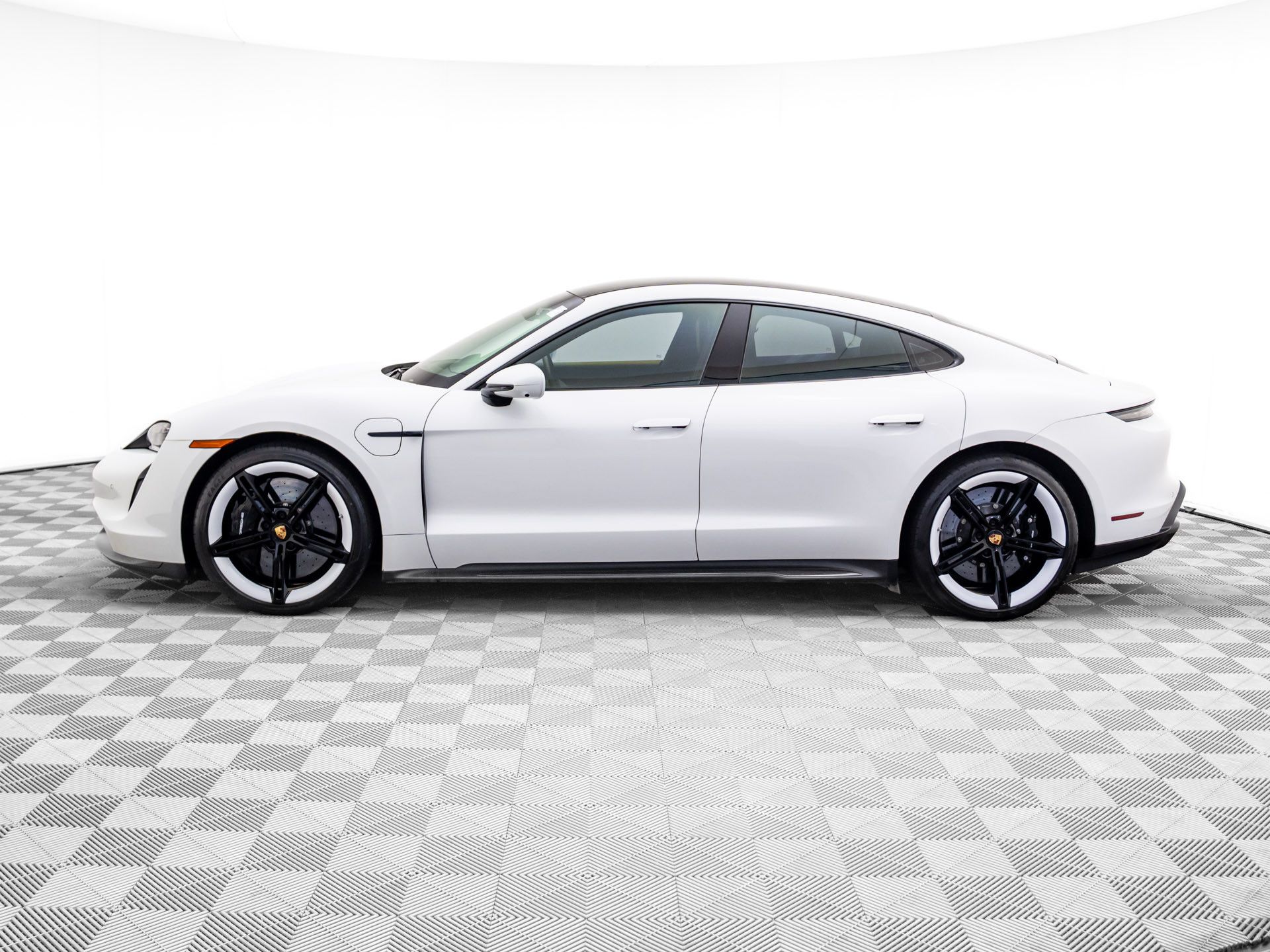 Certified 2021 Porsche Taycan Turbo S with VIN WP0AC2Y11MSA62198 for sale in Barrington, IL