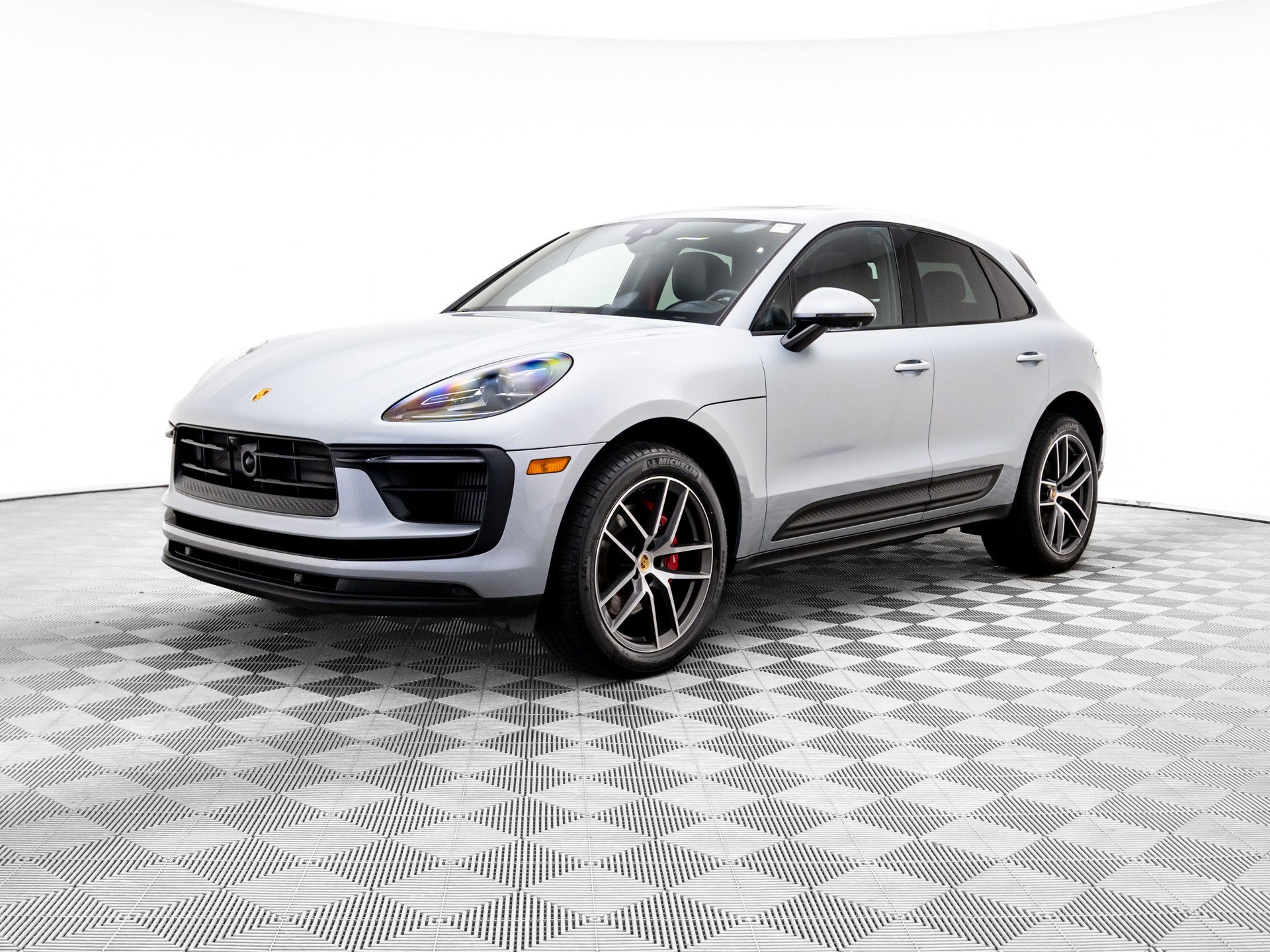 2023 Porsche Macan S