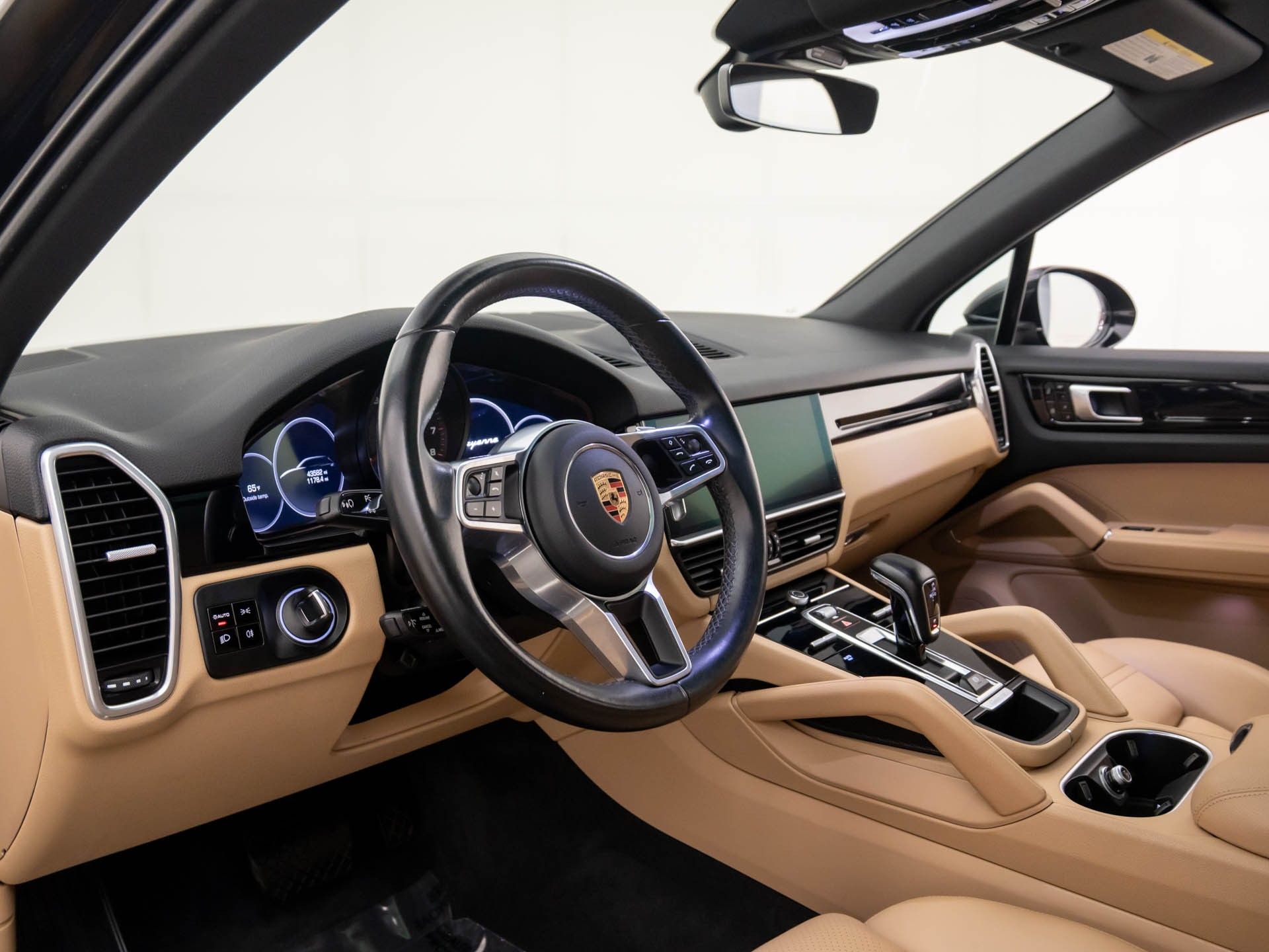2020 Porsche Cayenne Base photo 4