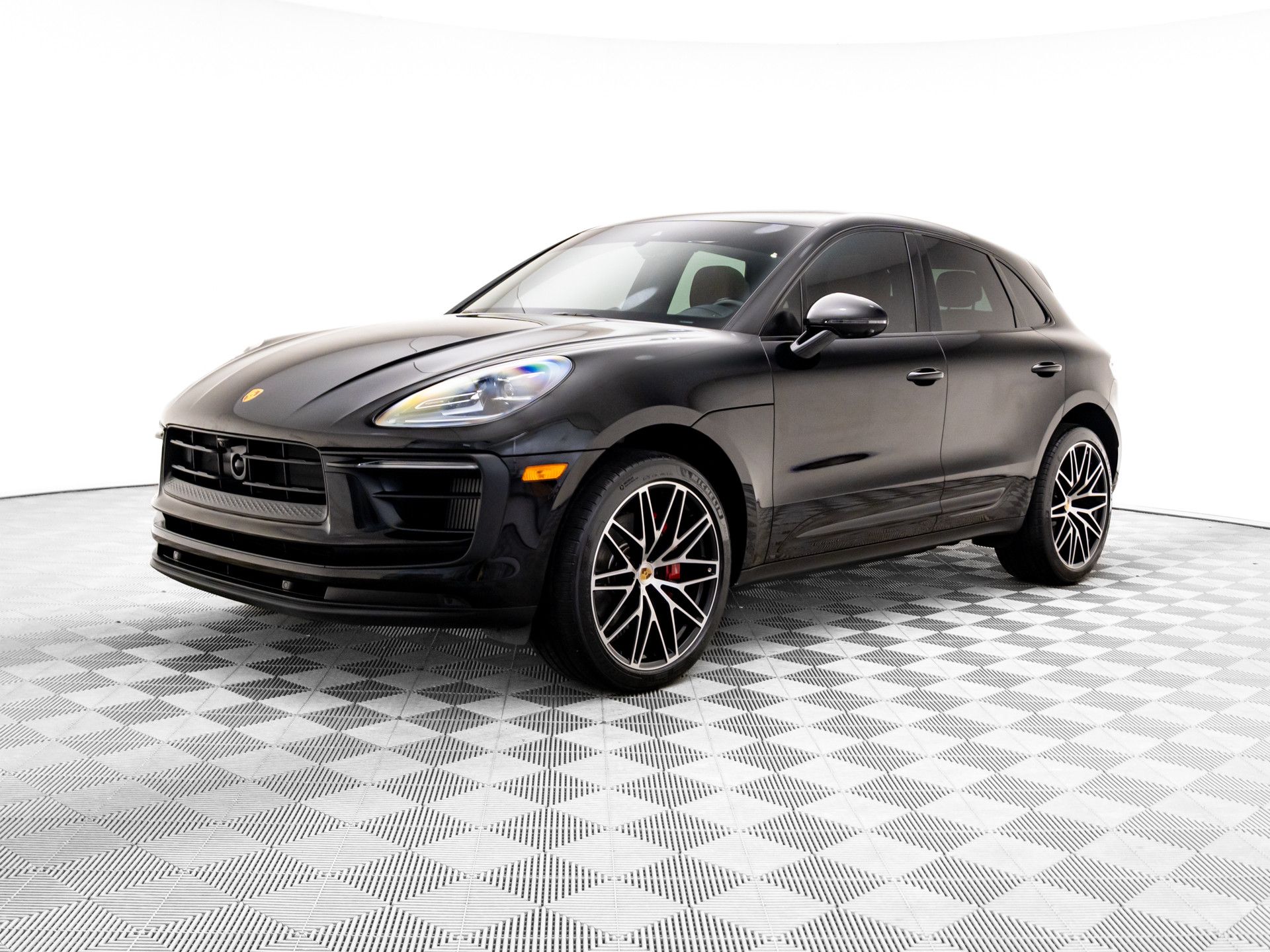 2023 Porsche Macan S