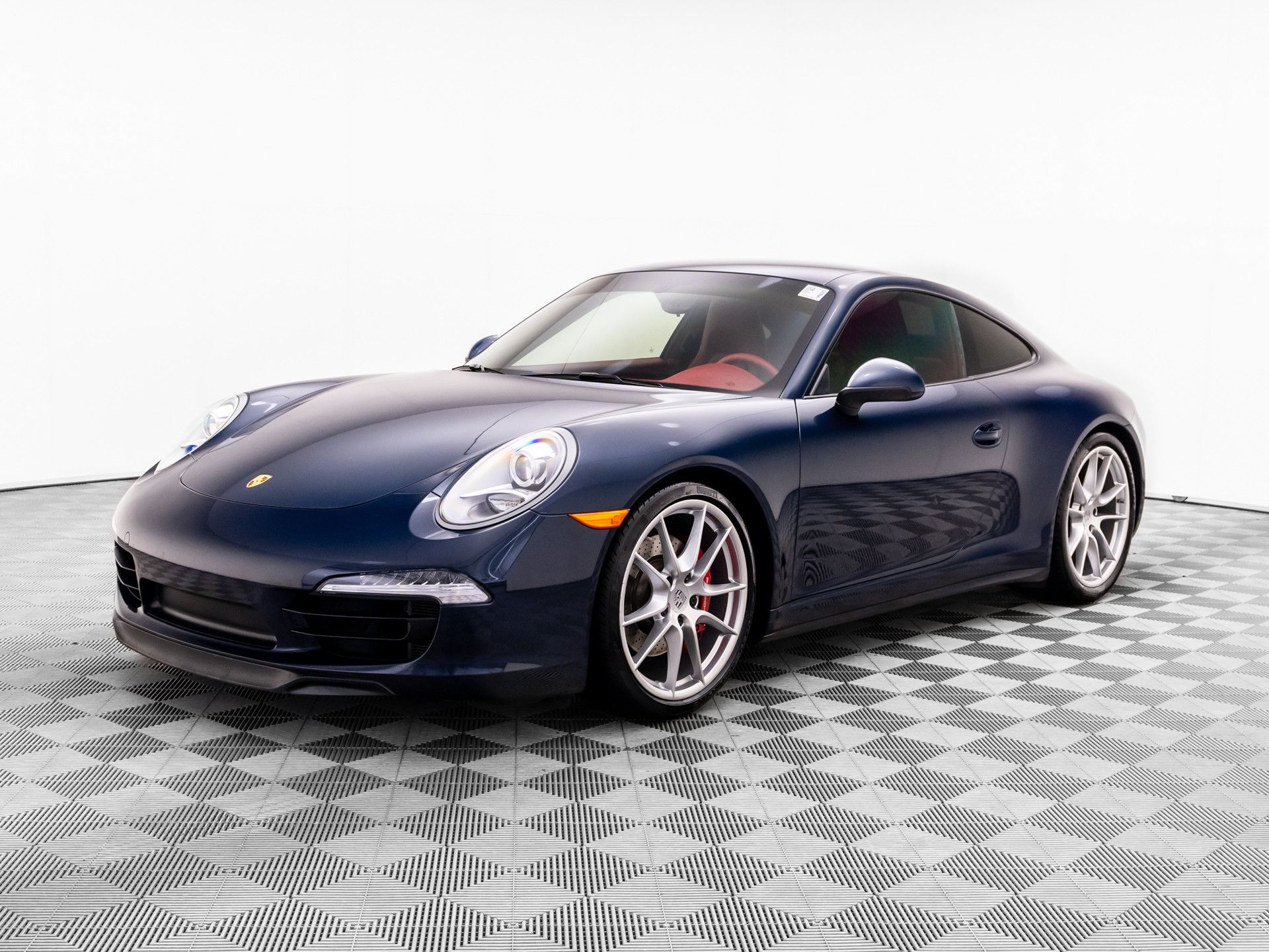 2015 Porsche 911 Carrera 4S Coupe's photo