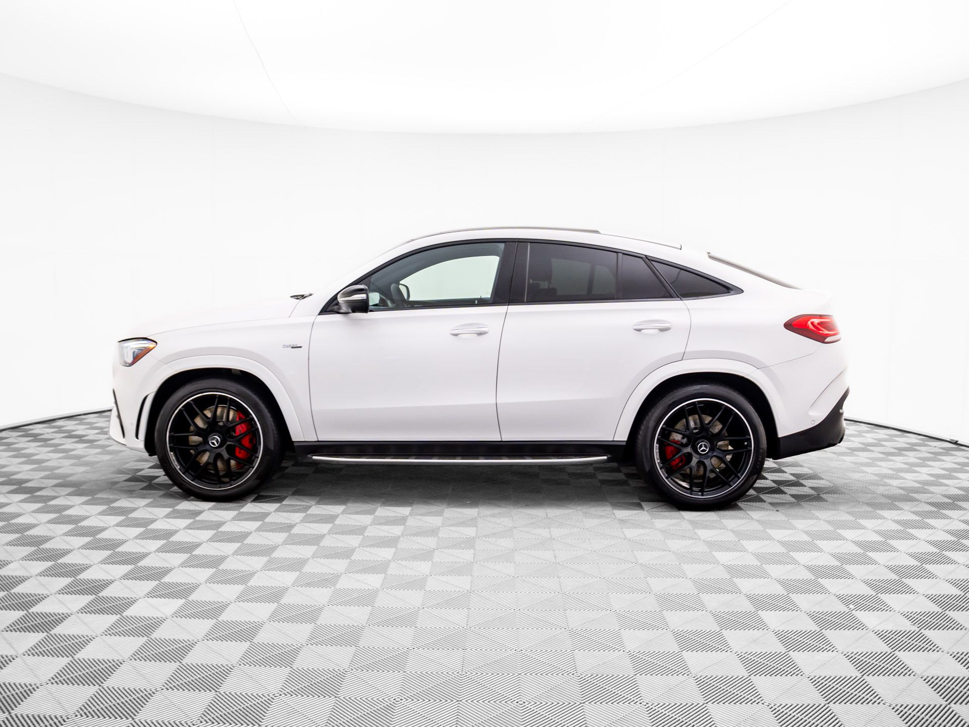 2021 Mercedes Benz GLE 53 AMG Coupe photo 2