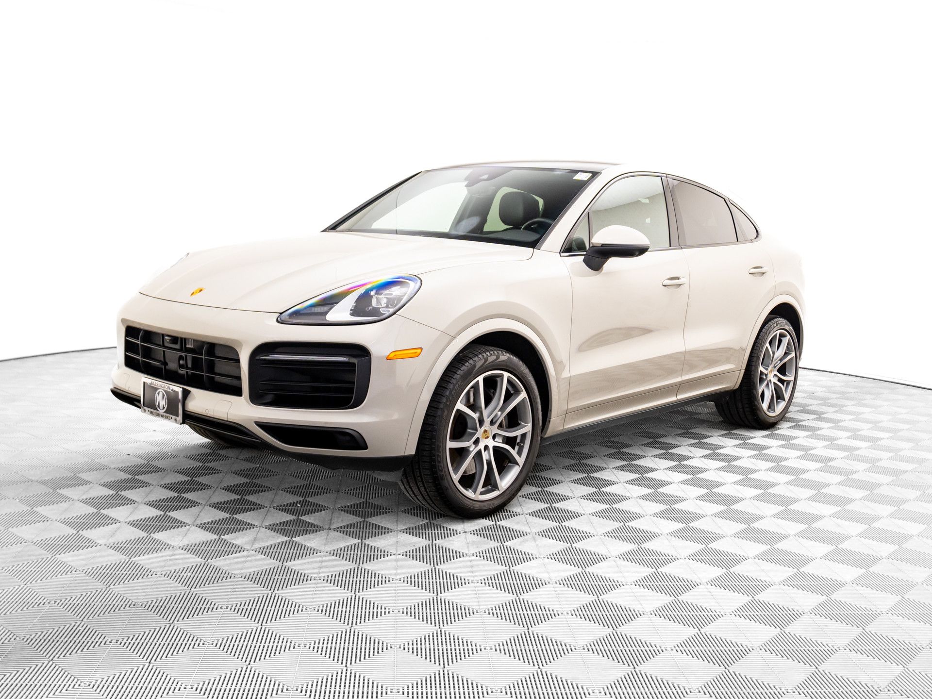 2023 Porsche Cayenne Coup Base