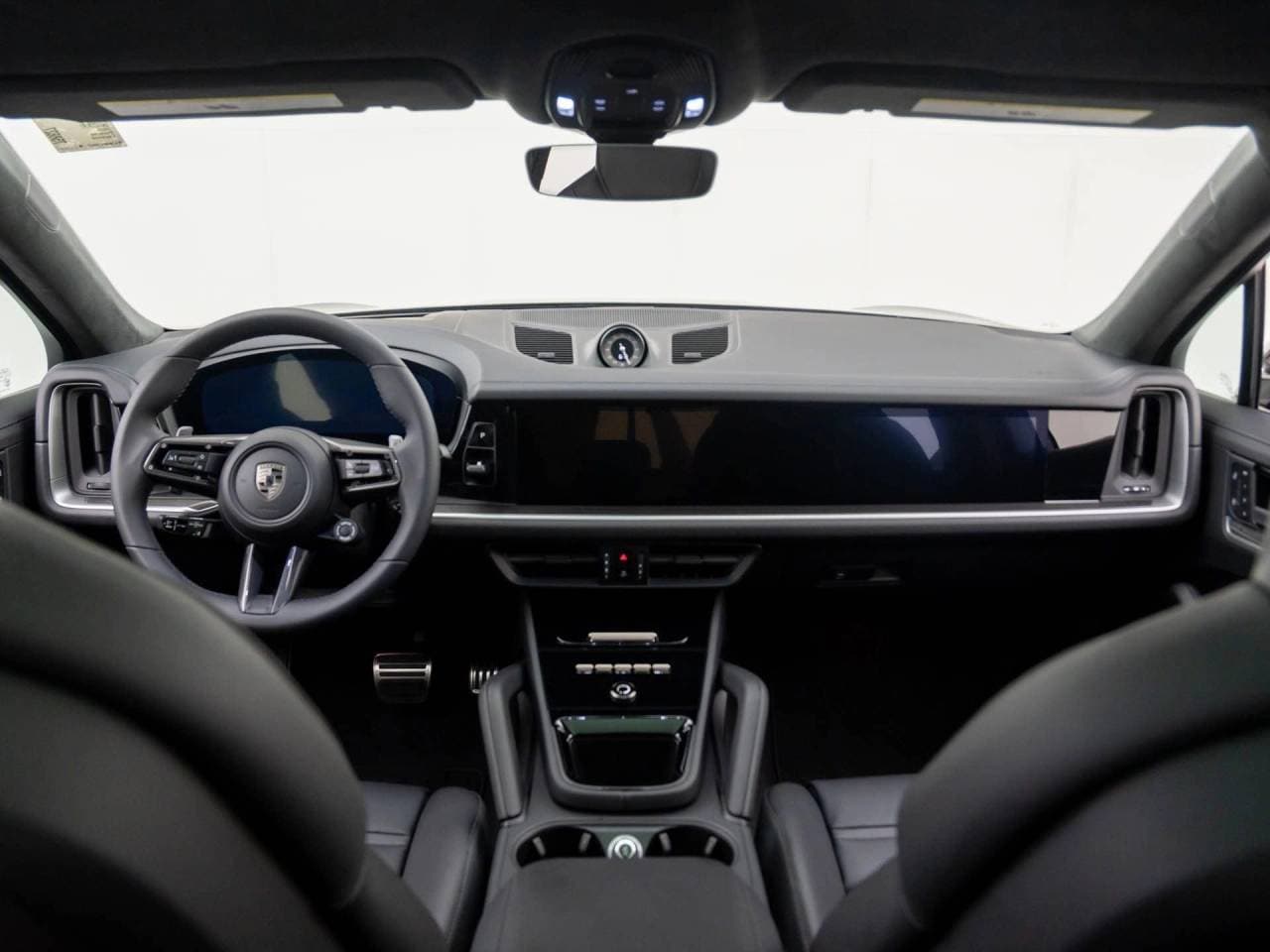 2025 Porsche Cayenne Coup Turbo E-Hybrid - Photo 11