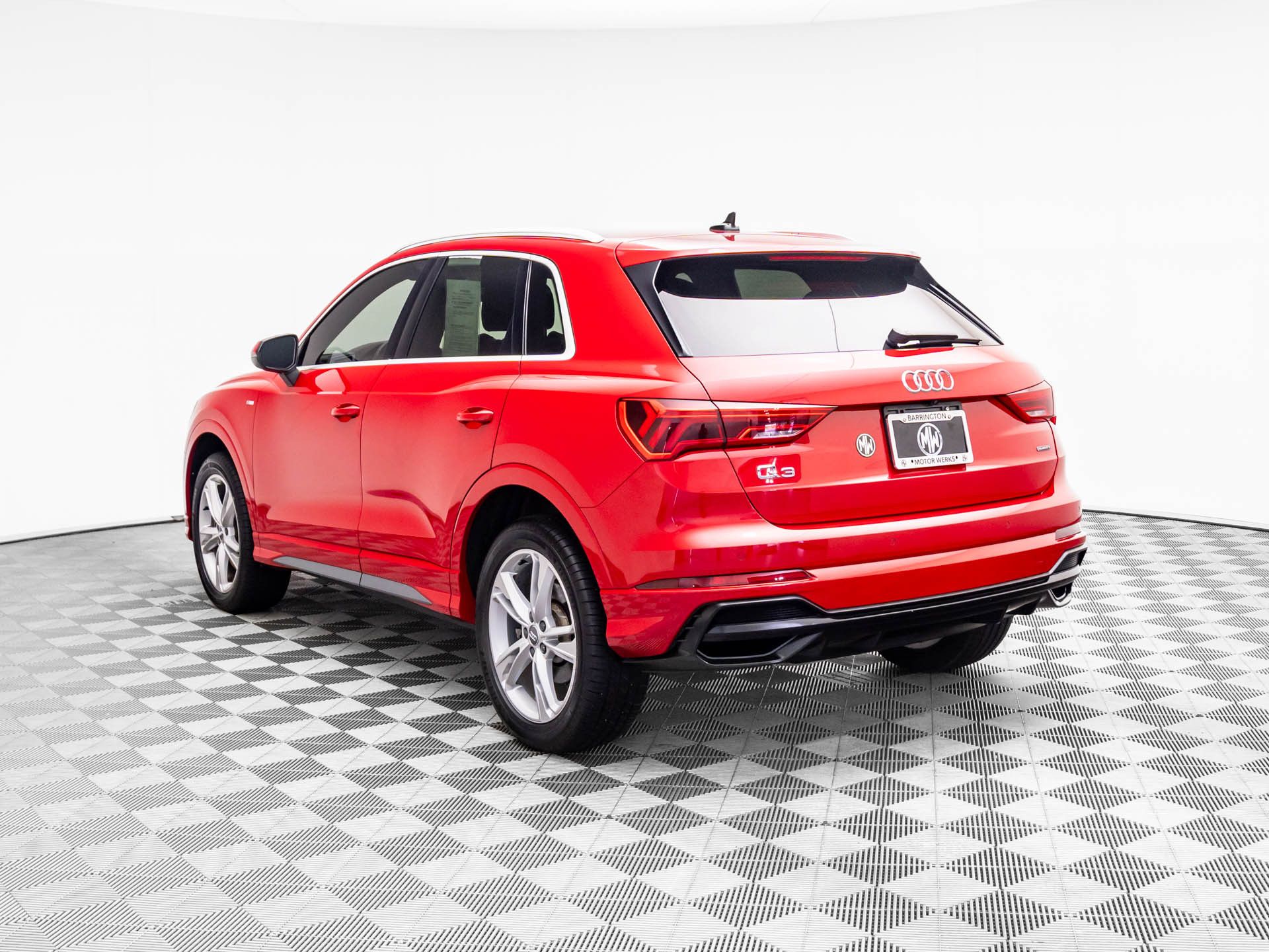 2020 Audi Q3 Premium Plus S line photo 3