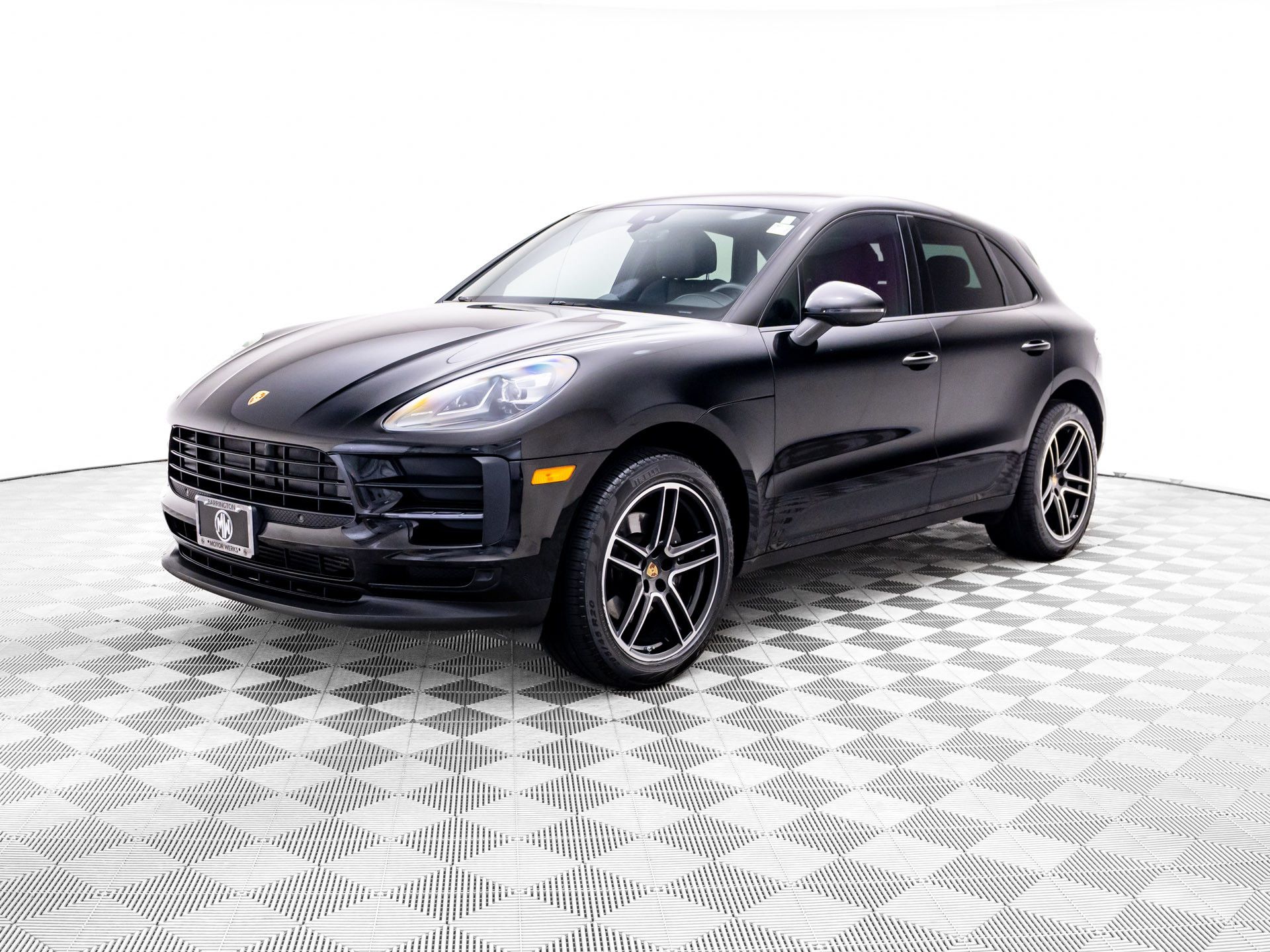 2020 Porsche Macan -'s photo