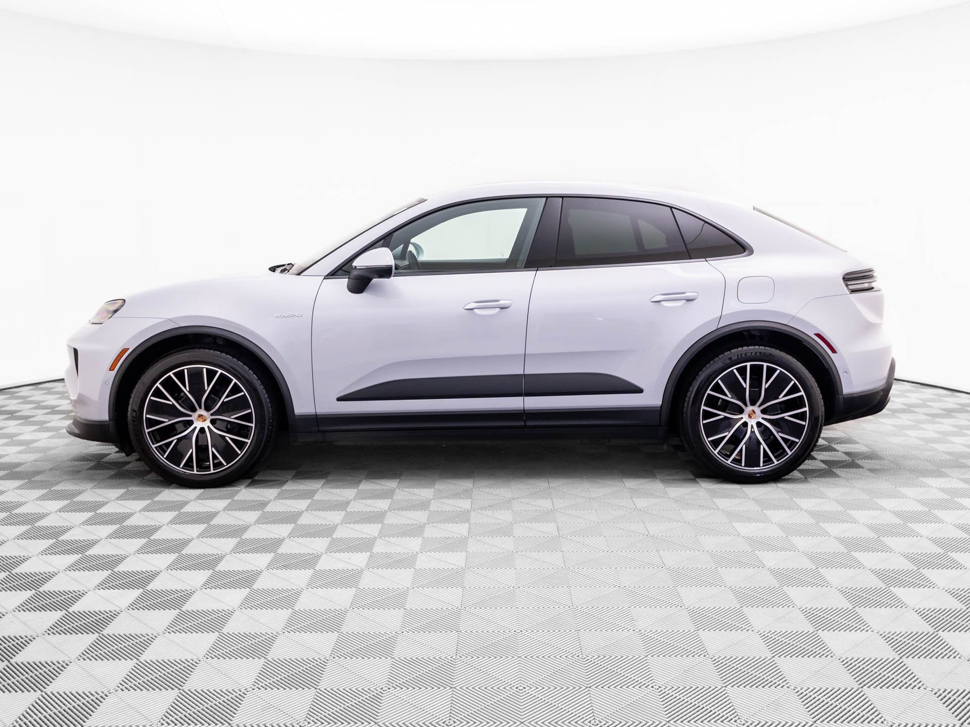 Certified 2025 Porsche Macan Base with VIN WP1AA2XAXSL002721 for sale in Barrington, IL