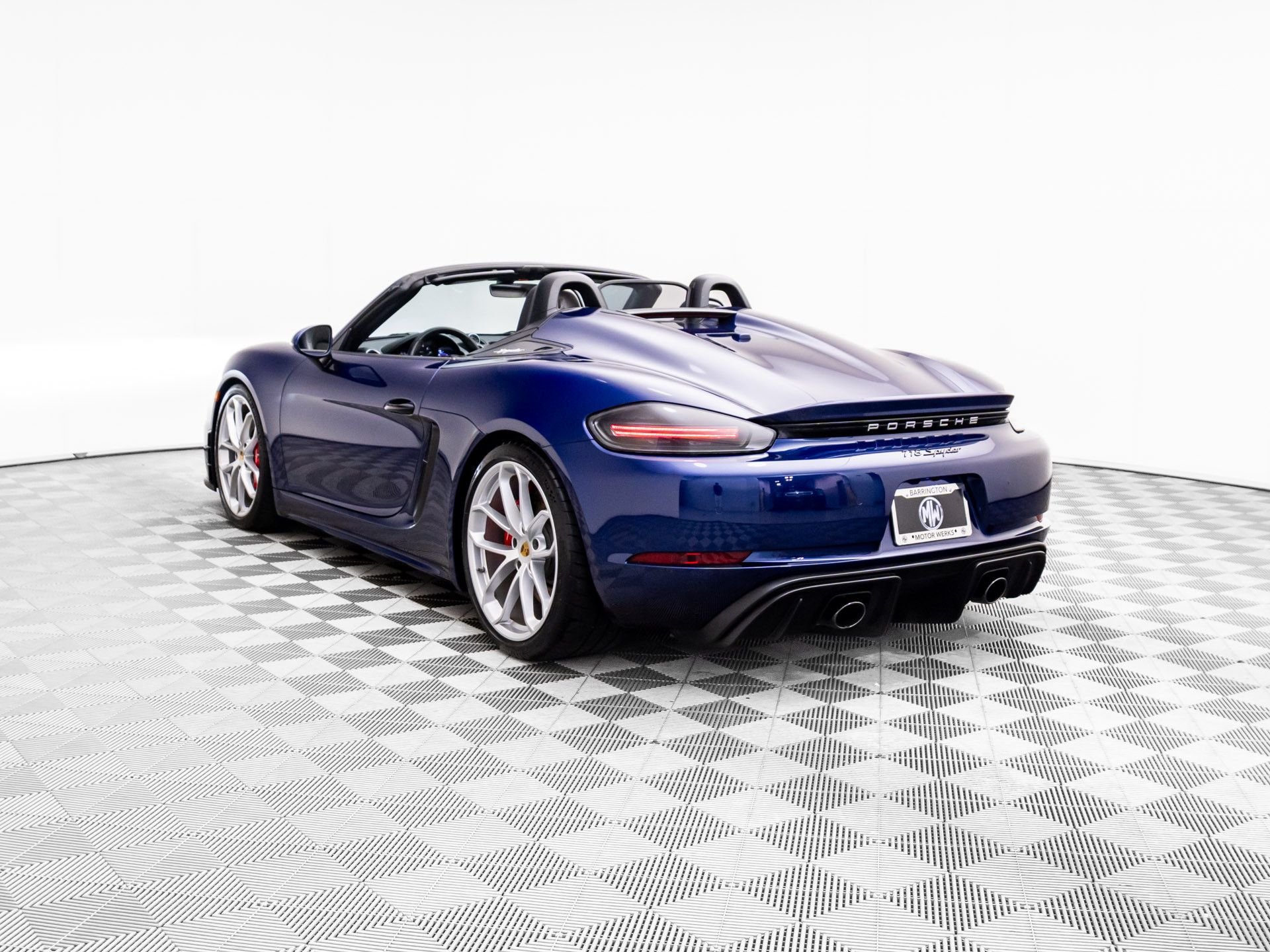 2022 Porsche Boxster Spyder photo 3
