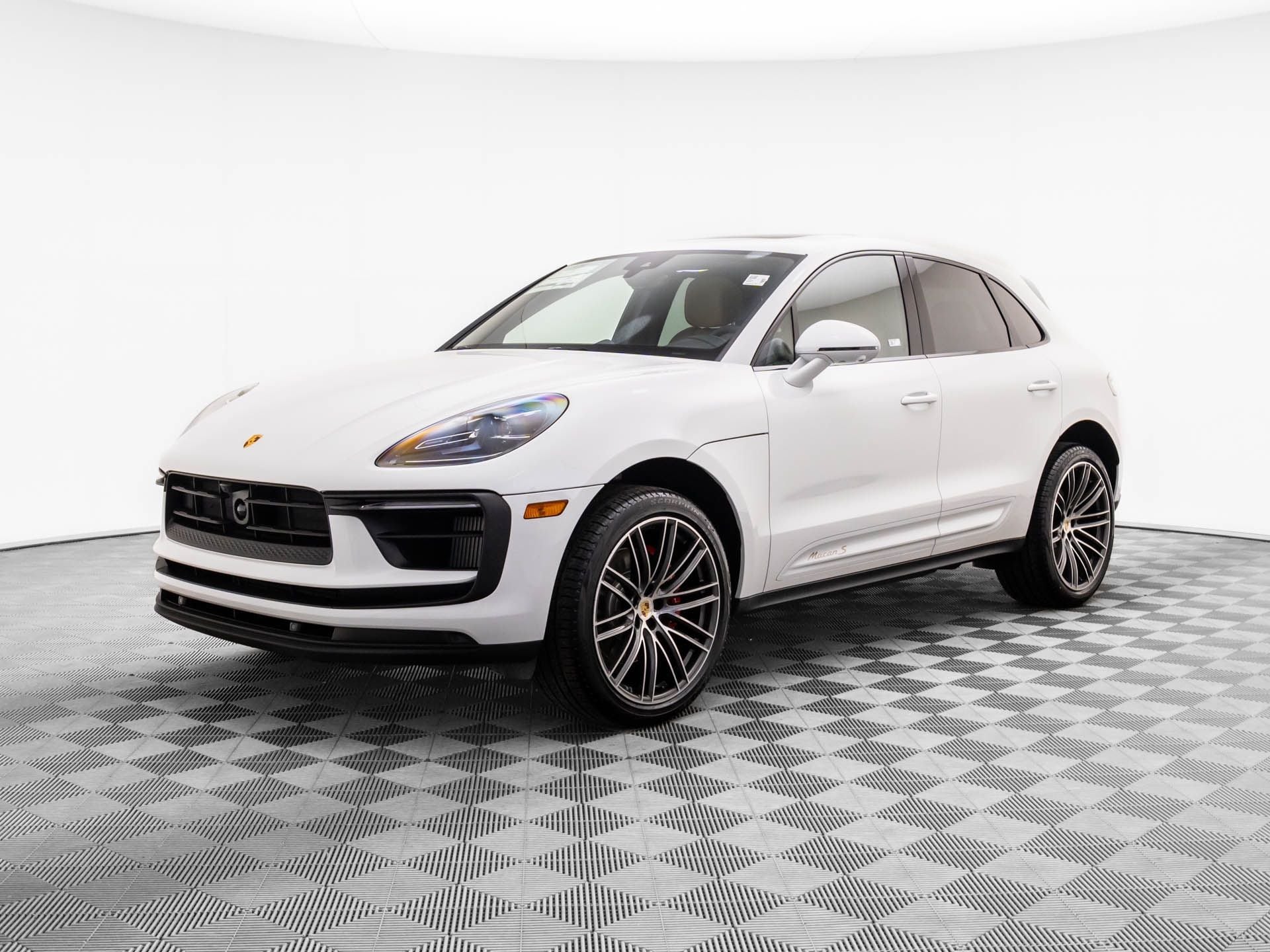 2026 Porsche Macan S
