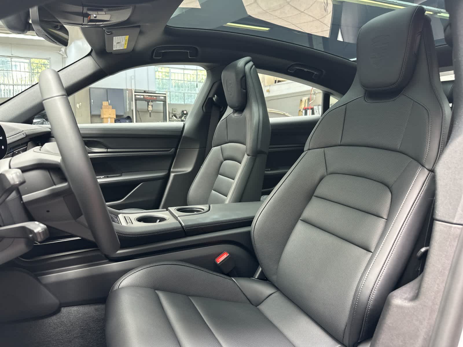 Thumbnail: 2026 Porsche Taycan - 5