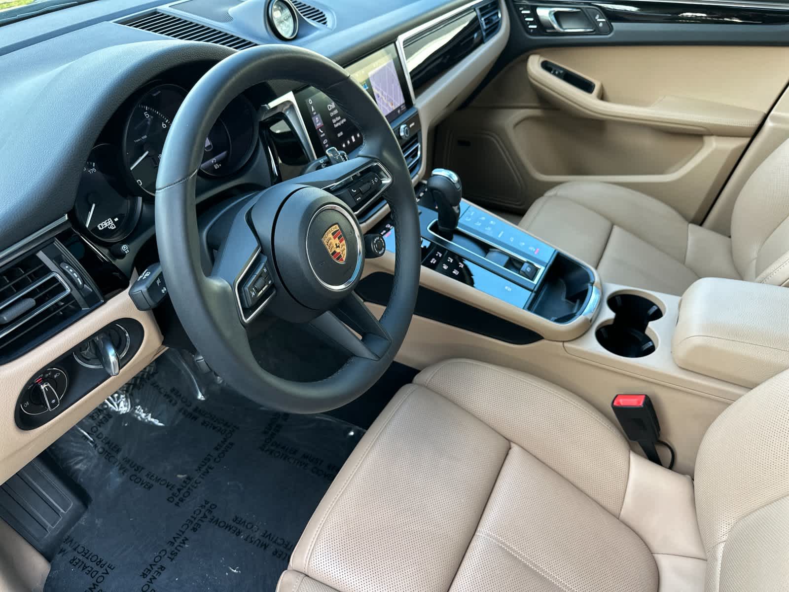 Thumbnail: 2025 Porsche Macan - 4