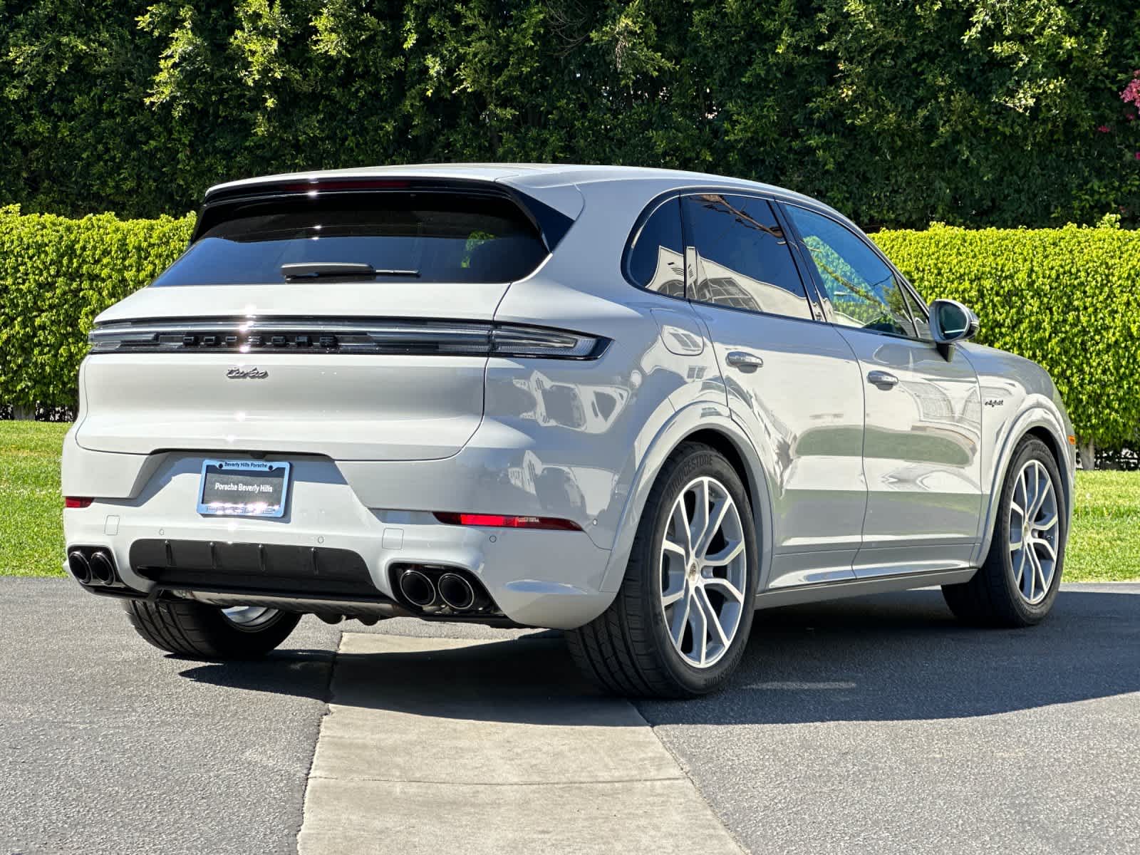 Thumbnail: 2026 Porsche Cayenne - 8