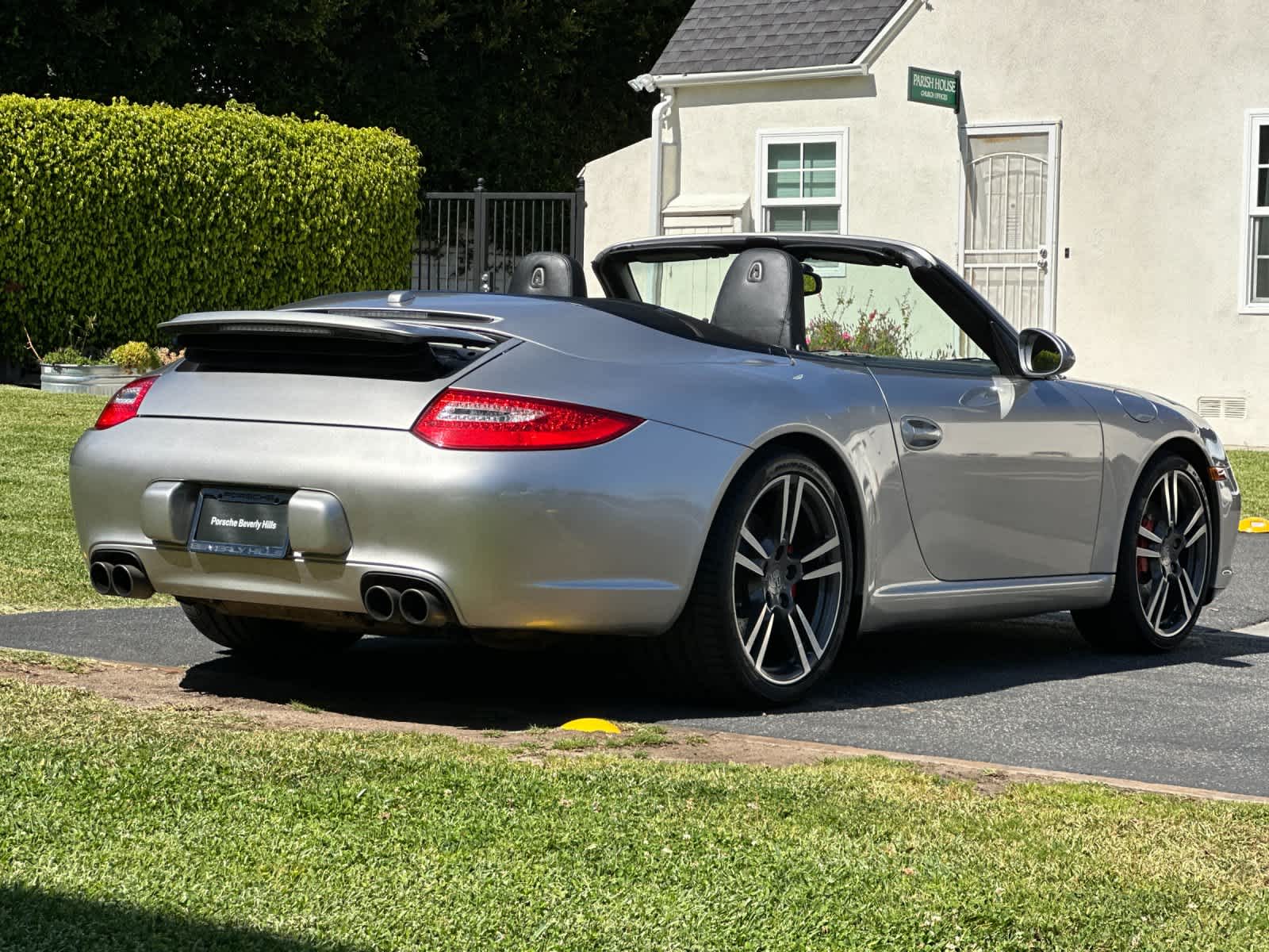 Thumbnail: 2011 Porsche 911 - 6