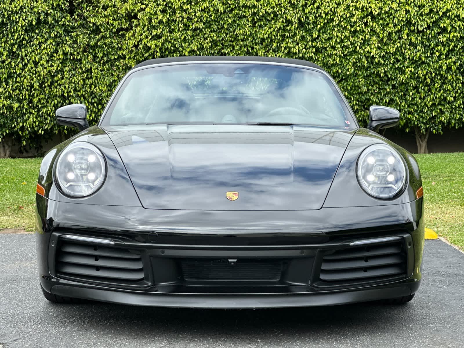 Thumbnail: 2024 Porsche 911 - 10