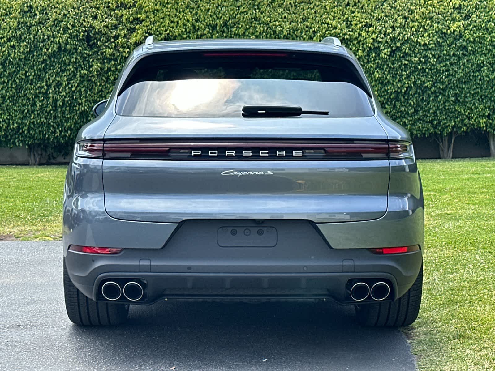 Thumbnail: 2026 Porsche Cayenne - 7