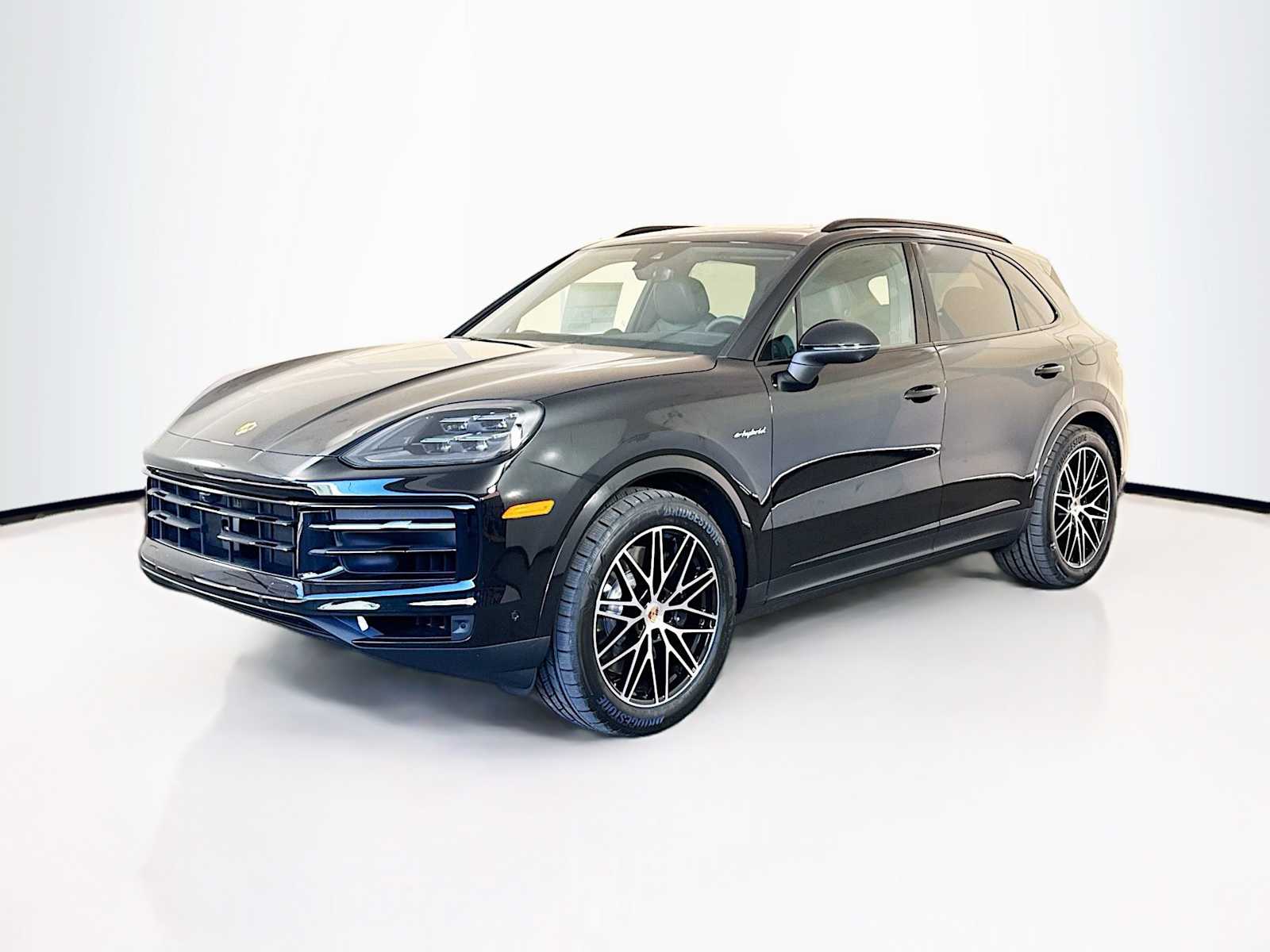 Thumbnail: 2026 Porsche Cayenne - 1