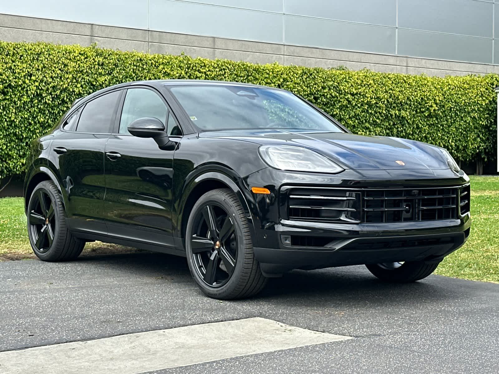 Thumbnail: 2026 Porsche Cayenne - 10