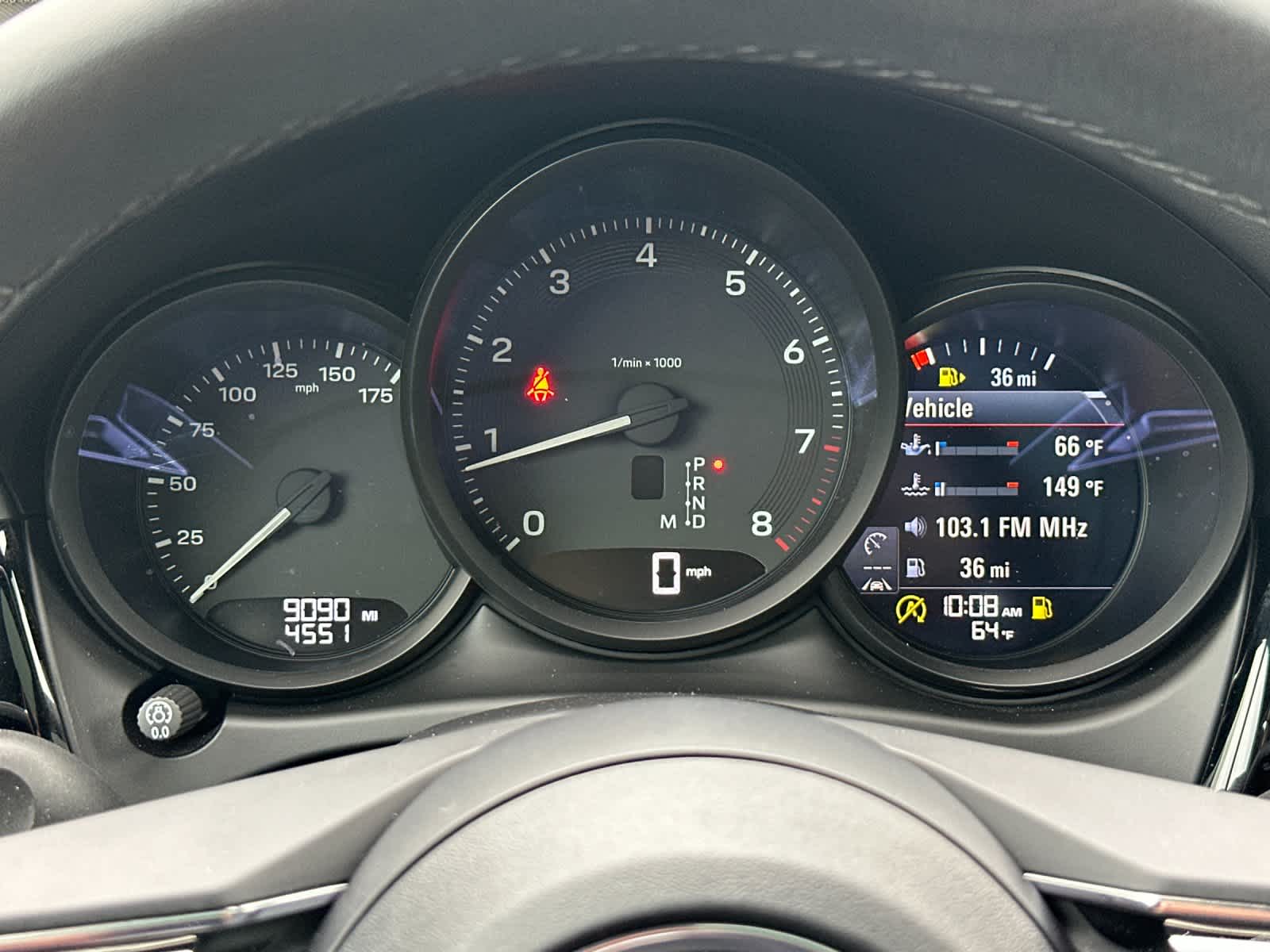 Thumbnail: 2025 Porsche Macan - 29