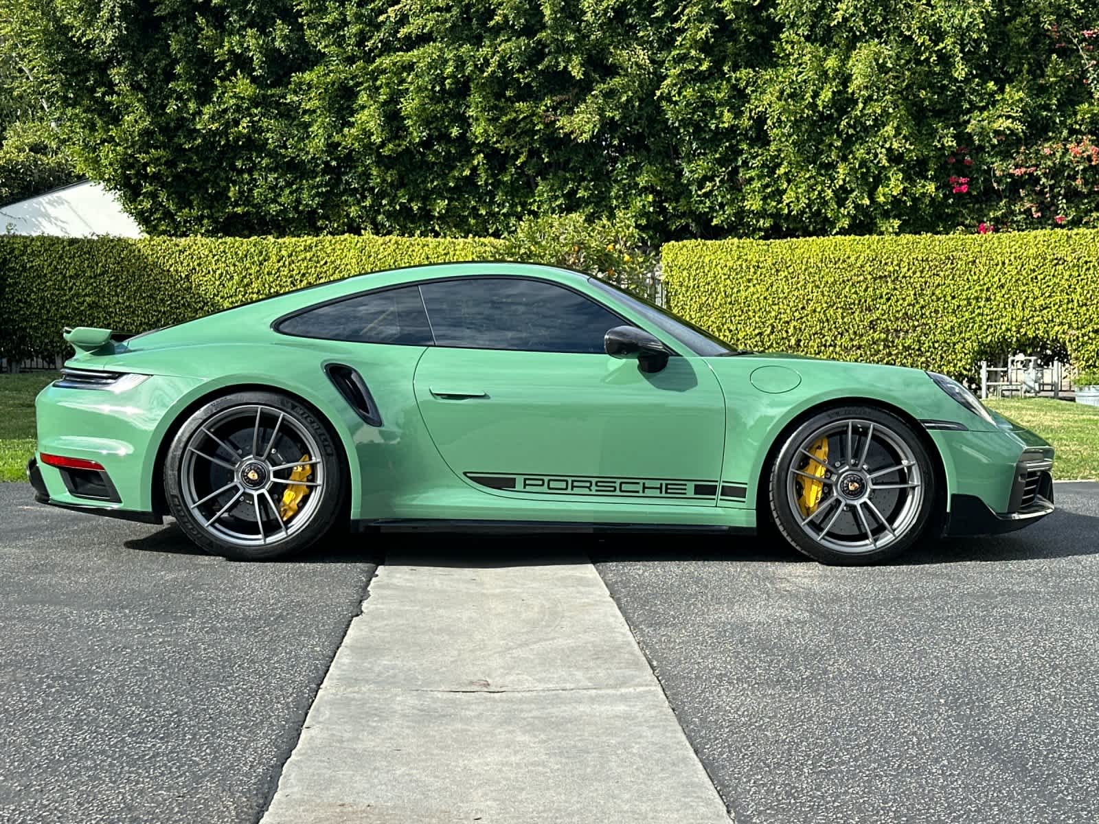 Thumbnail: 2022 Porsche 911 - 8