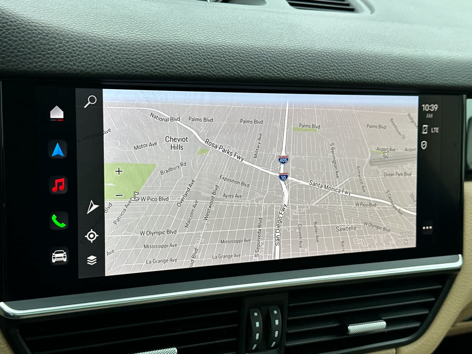 Thumbnail: 2023 Porsche Cayenne - 22