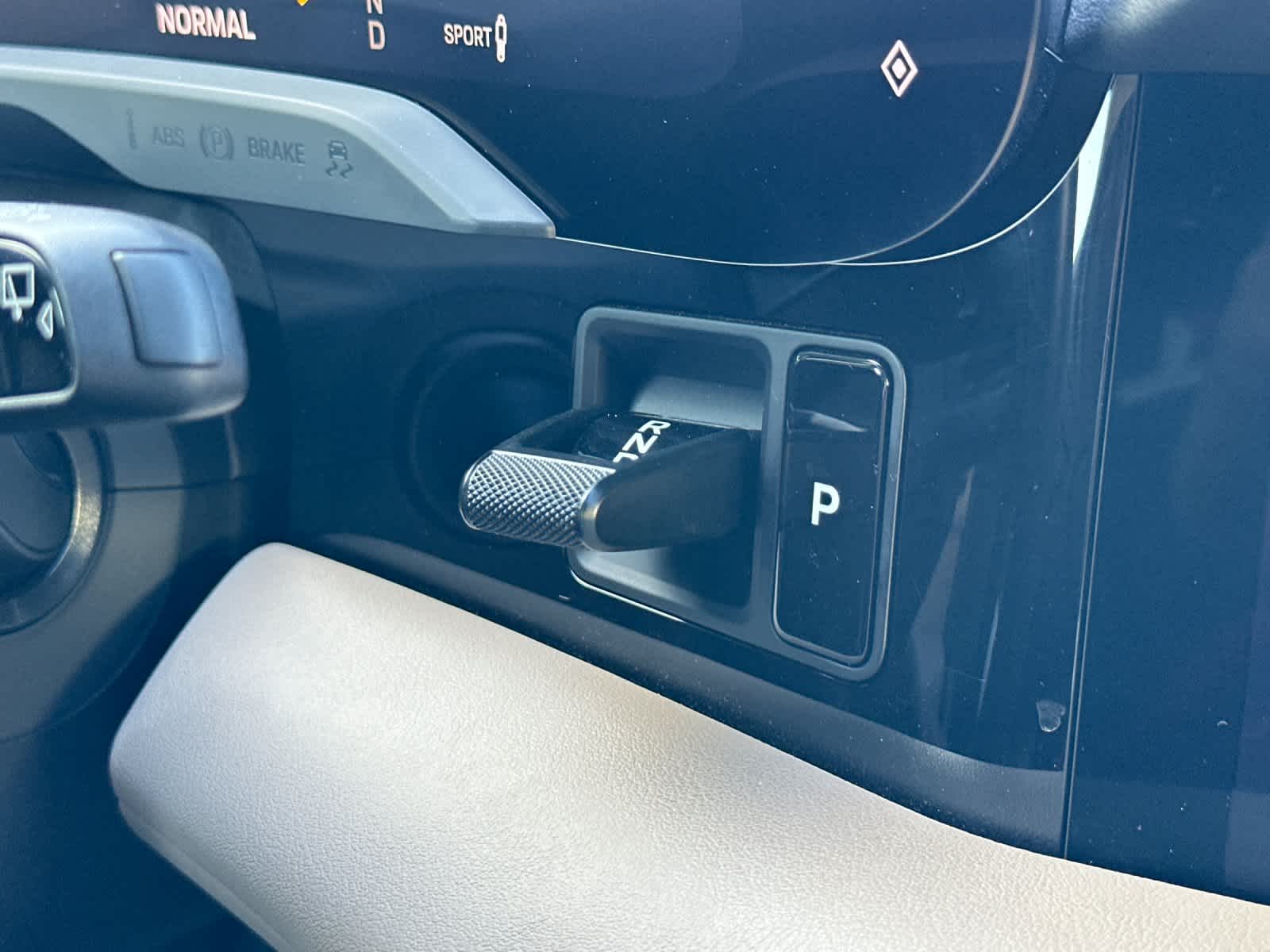 Thumbnail: 2024 Porsche Taycan - 24