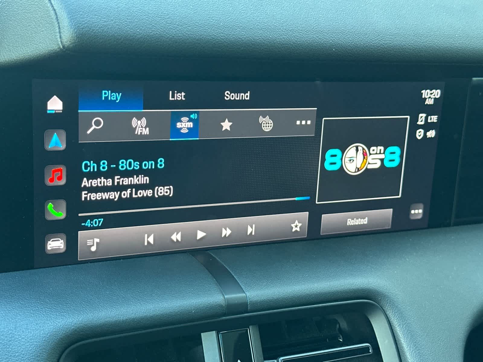 Thumbnail: 2022 Porsche Taycan - 19