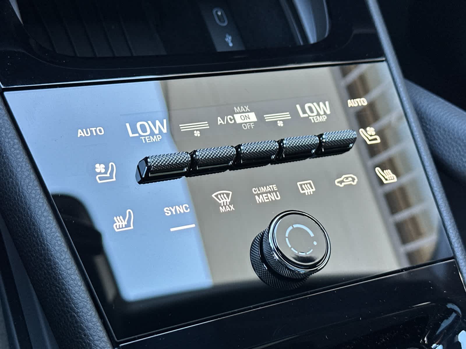 Thumbnail: 2026 Porsche Cayenne - 24