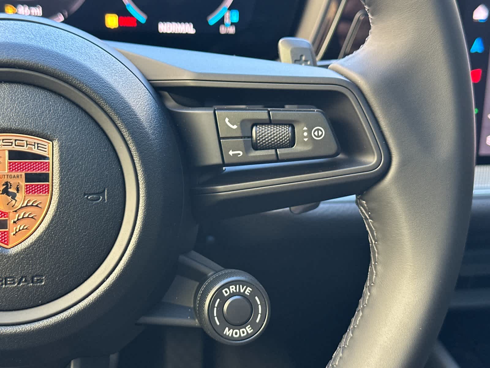 Thumbnail: 2026 Porsche Cayenne - 29