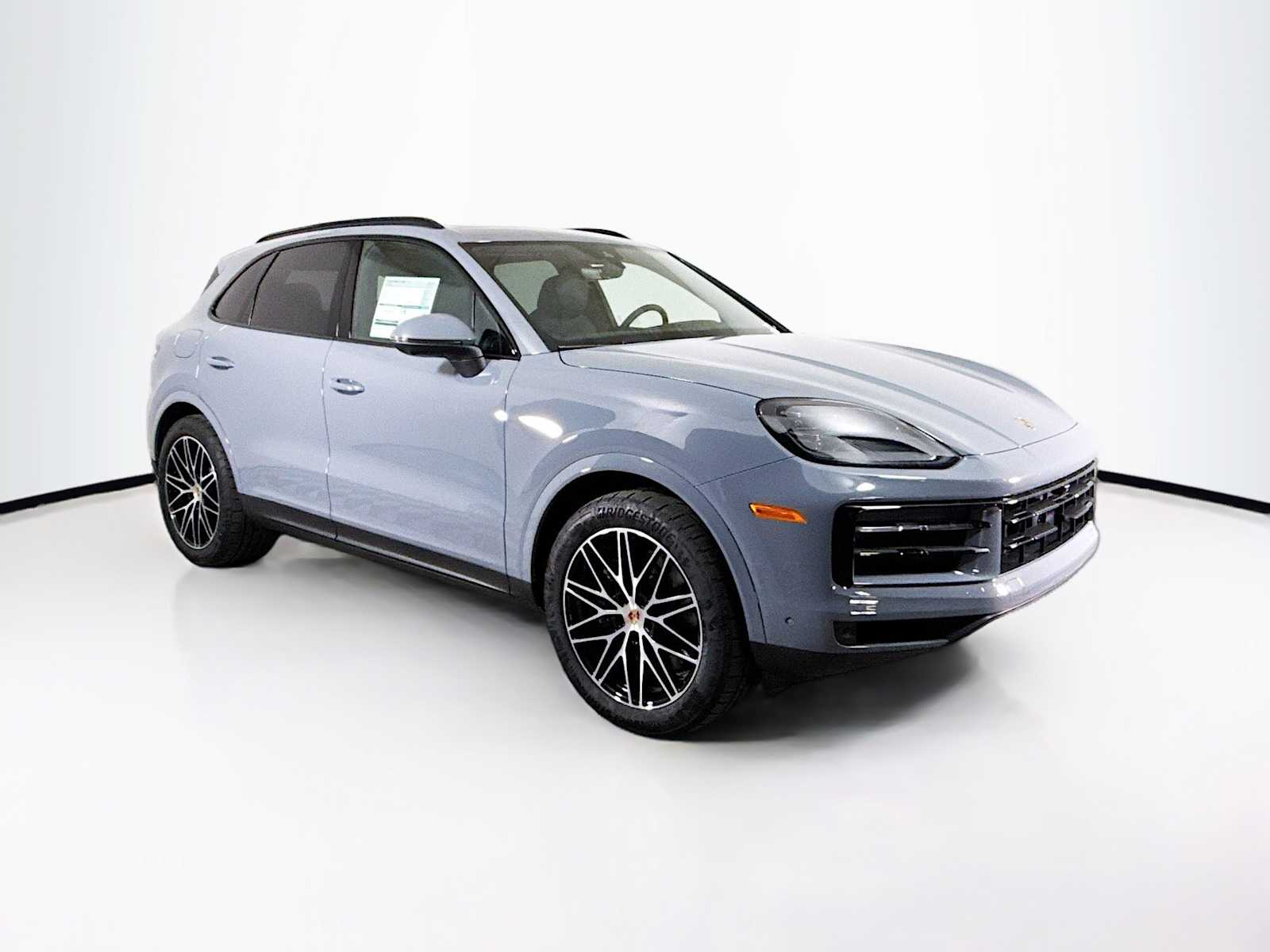 Thumbnail: 2025 Porsche Cayenne - 7