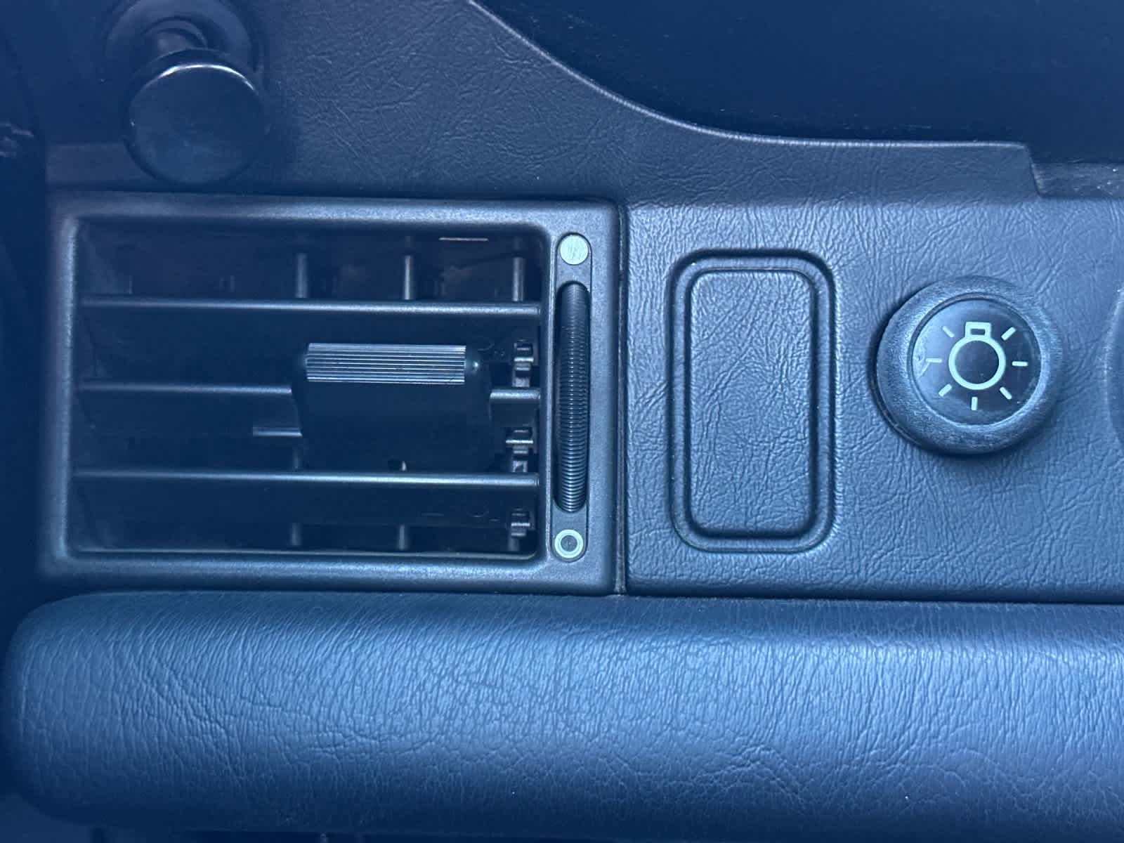 Thumbnail: 1988 Porsche 911 - 22