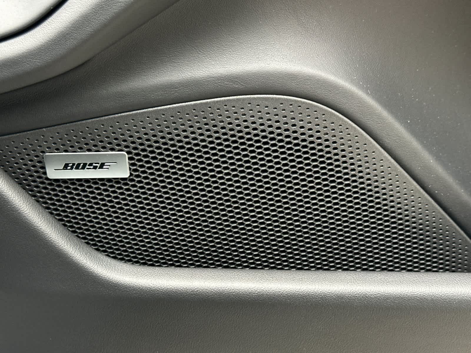 Thumbnail: 2026 Porsche Taycan - 19