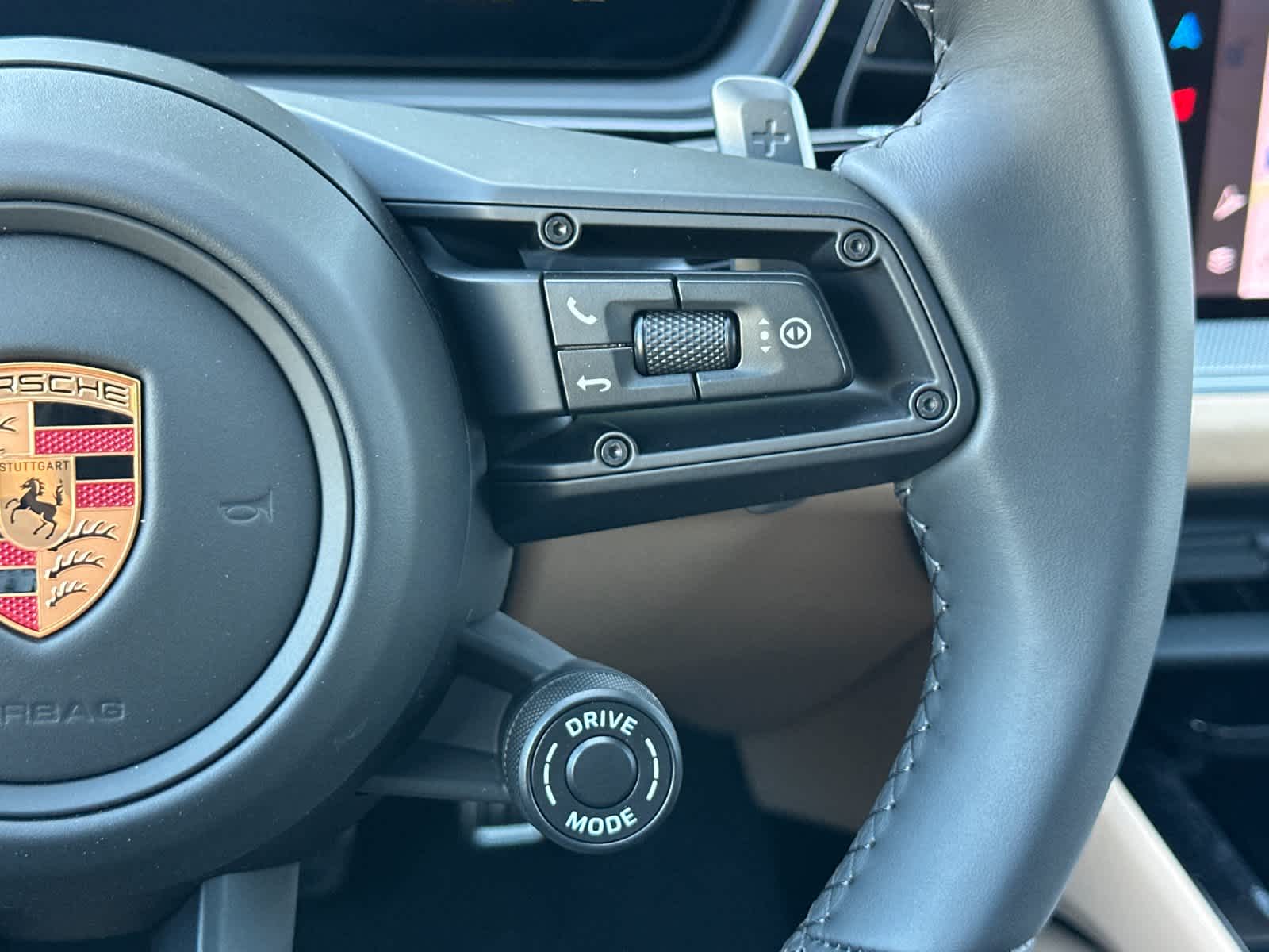 Thumbnail: 2026 Porsche Cayenne - 29