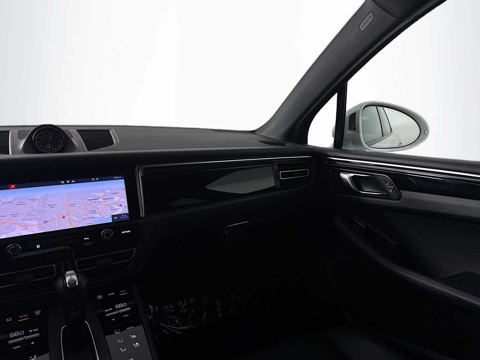 Thumbnail: 2024 Porsche Macan - 20