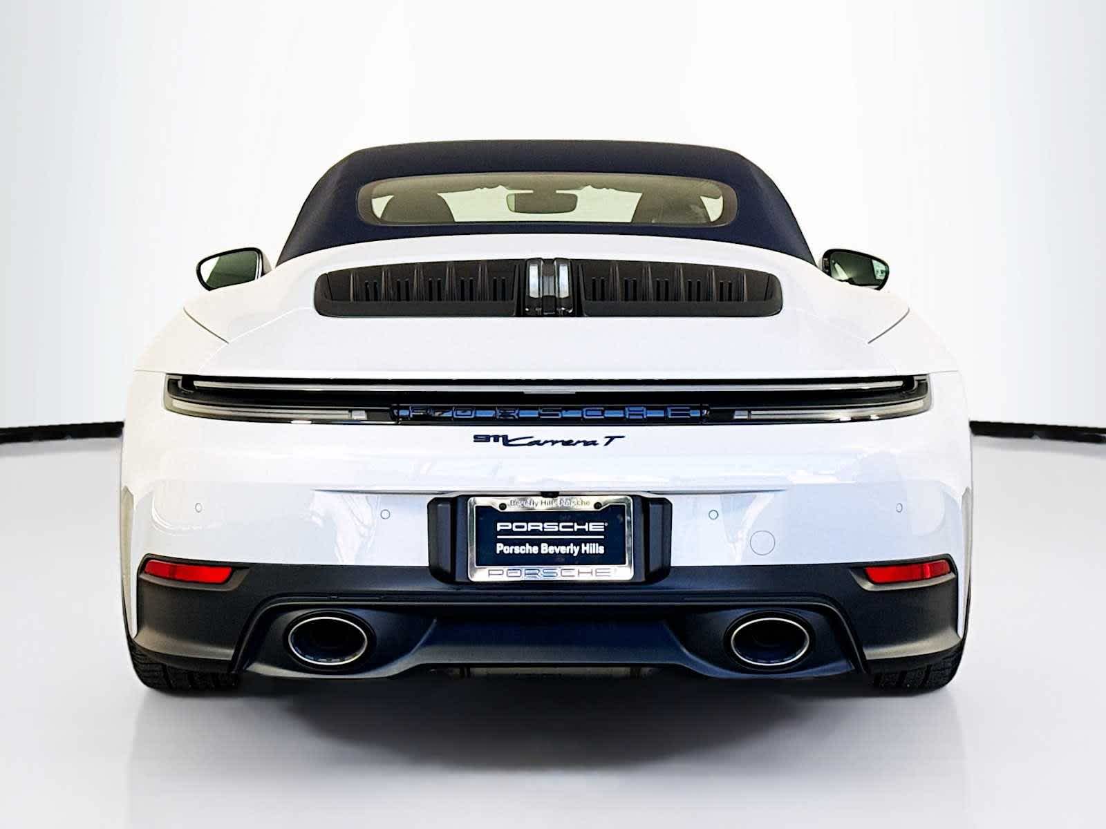 Thumbnail: 2026 Porsche 911 - 10