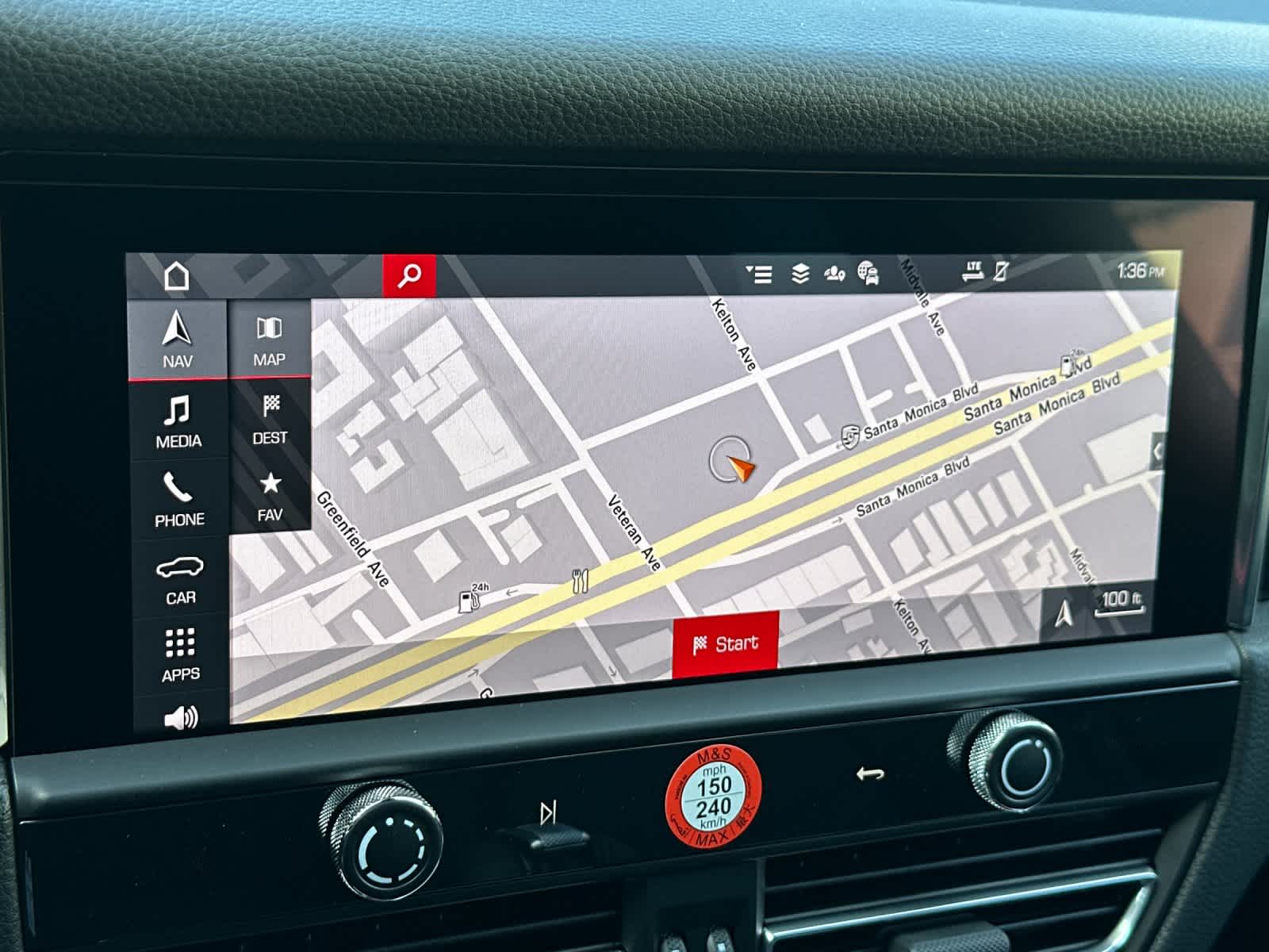 Thumbnail: 2026 Porsche Macan - 21